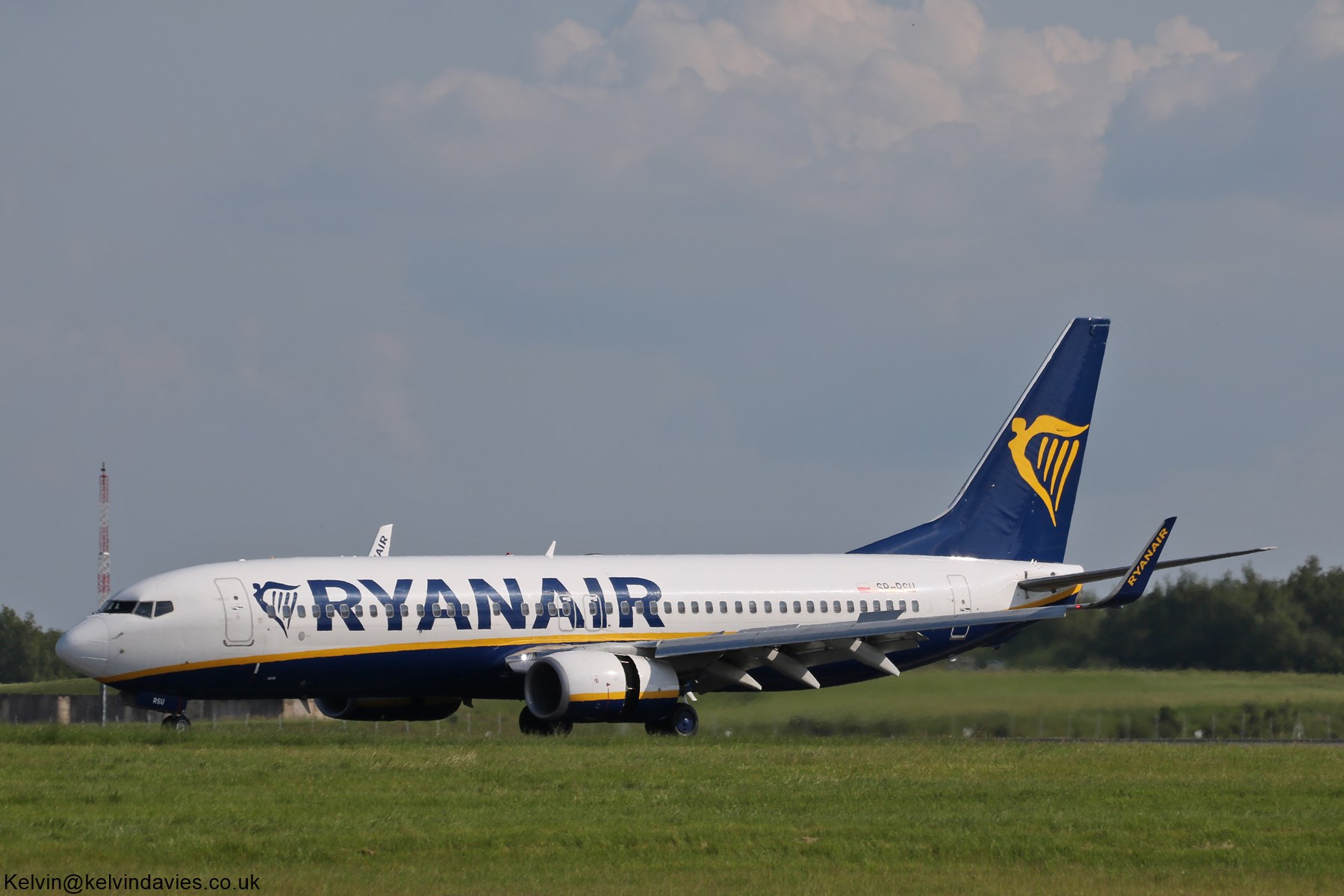 Ryanair 737 SP-RSU
