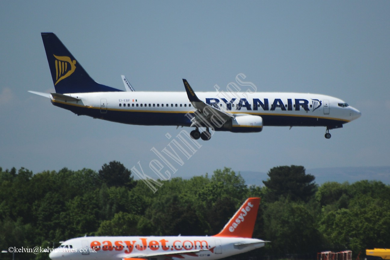 Ryanair 737 EI-EBP
