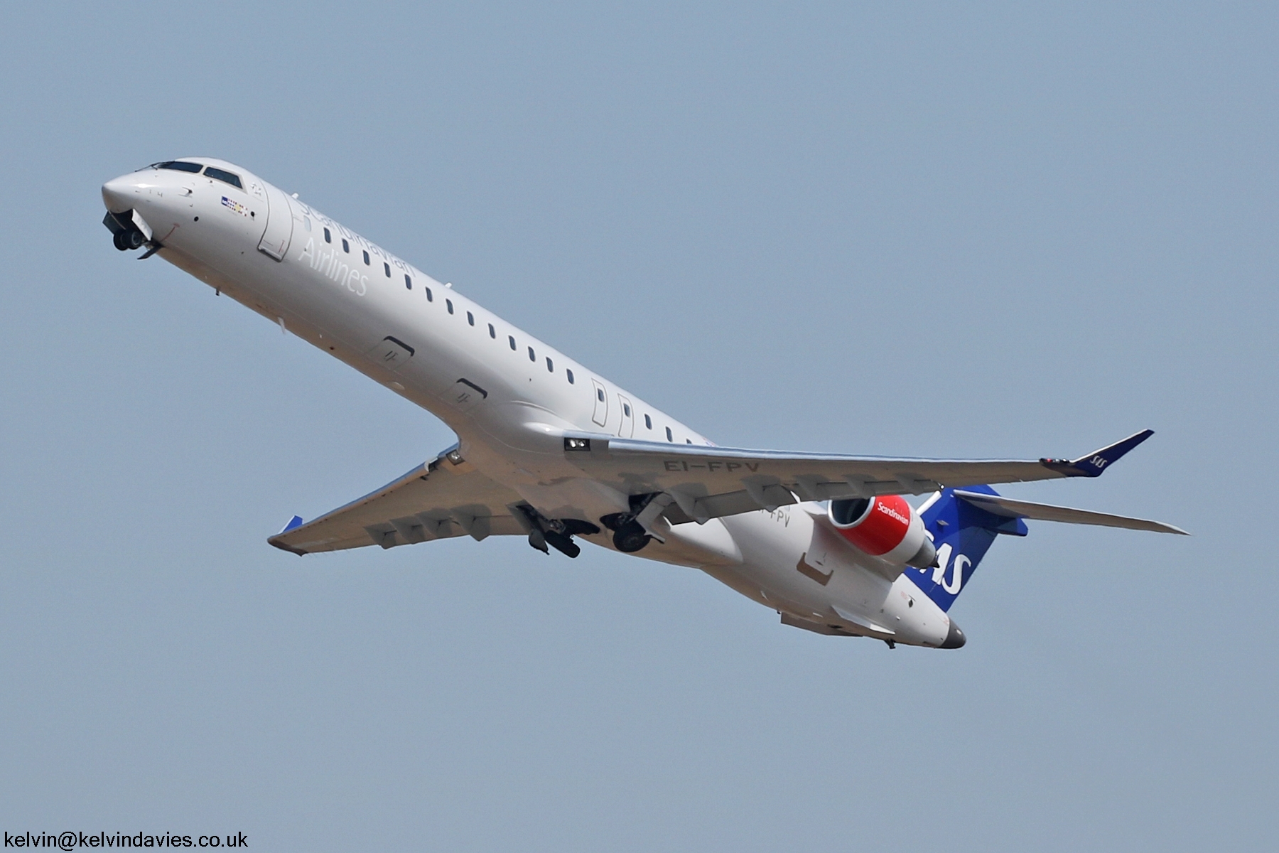 SAS CRJ900 EI-FPV