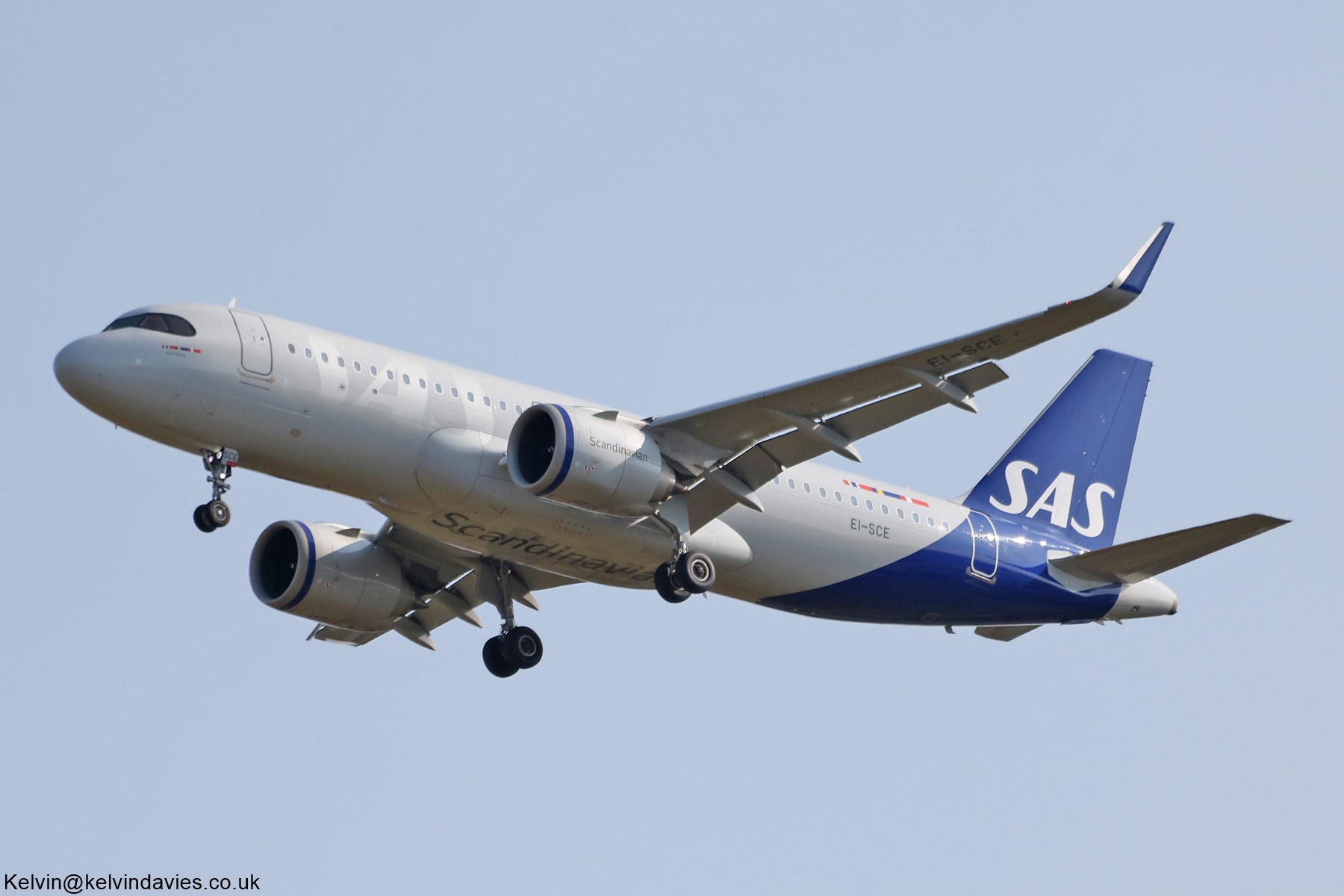 SAS Connect A320 NEO EI-SCE