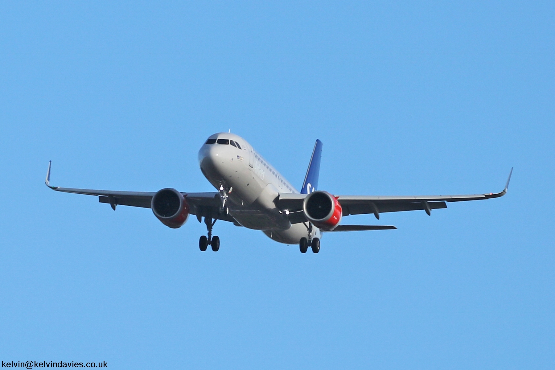 Scandinavian Airlines Ireland A320 NEO EI-SIB