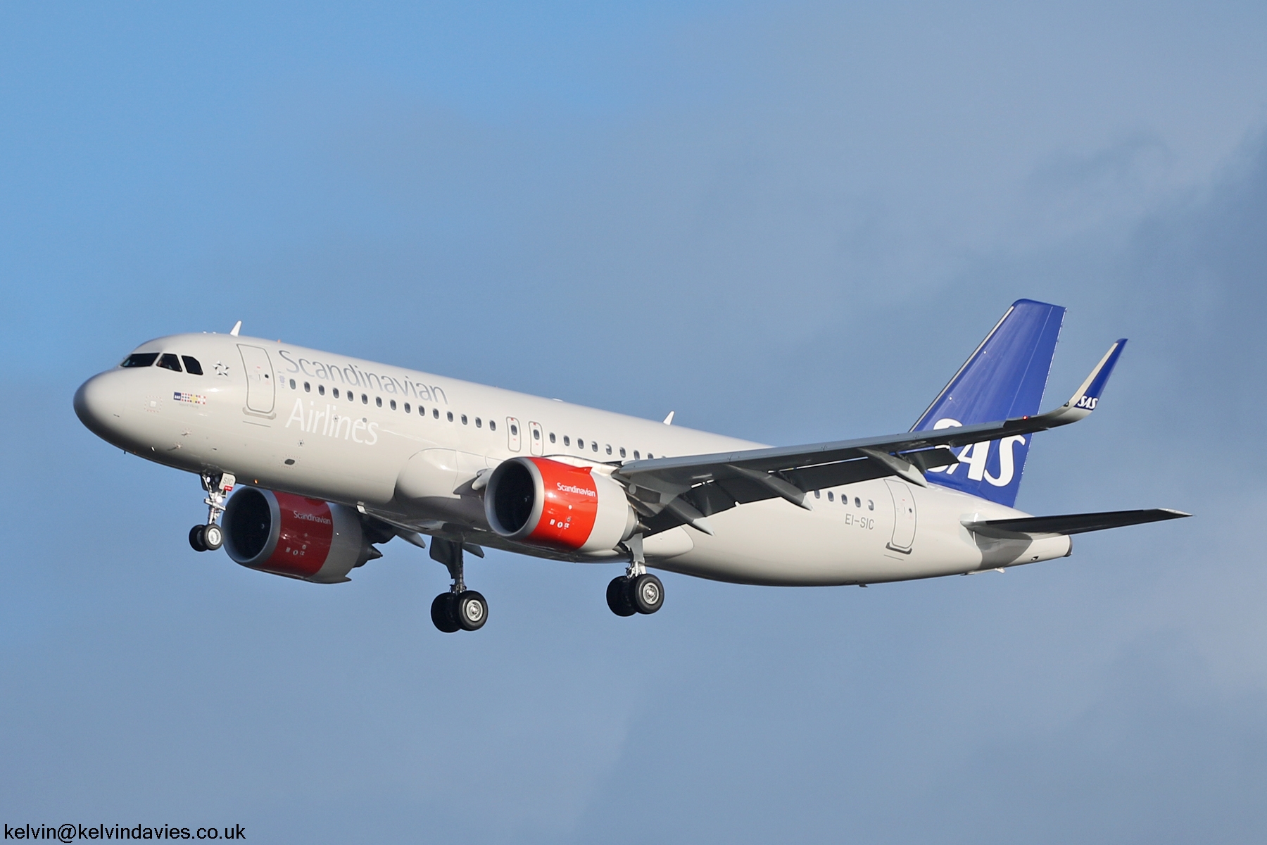 Scandinavian Airlines Ireland A320 NEO EI-SIC