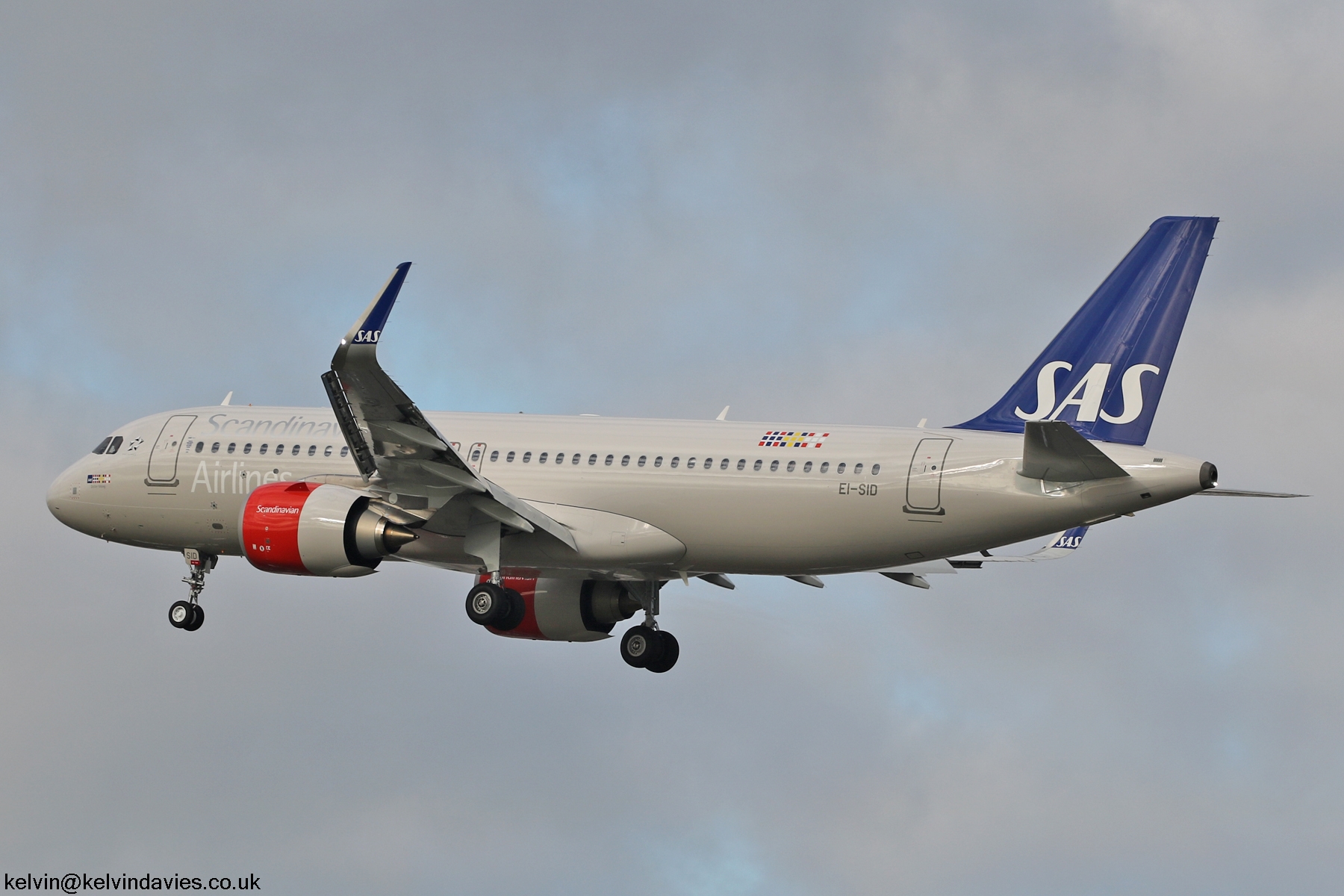 Scandinavian Ireland A320 EI-SID