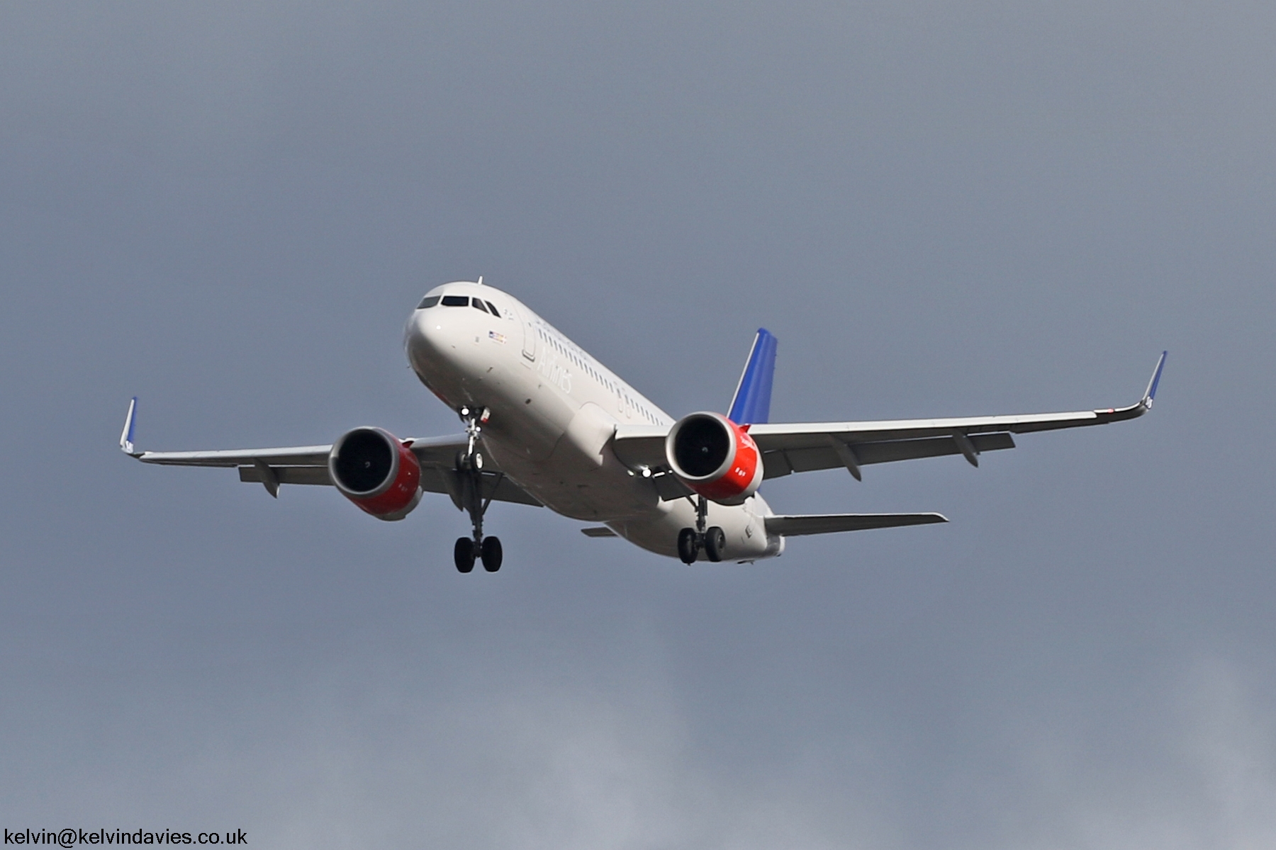 SAS A320 NEO EI-SIE