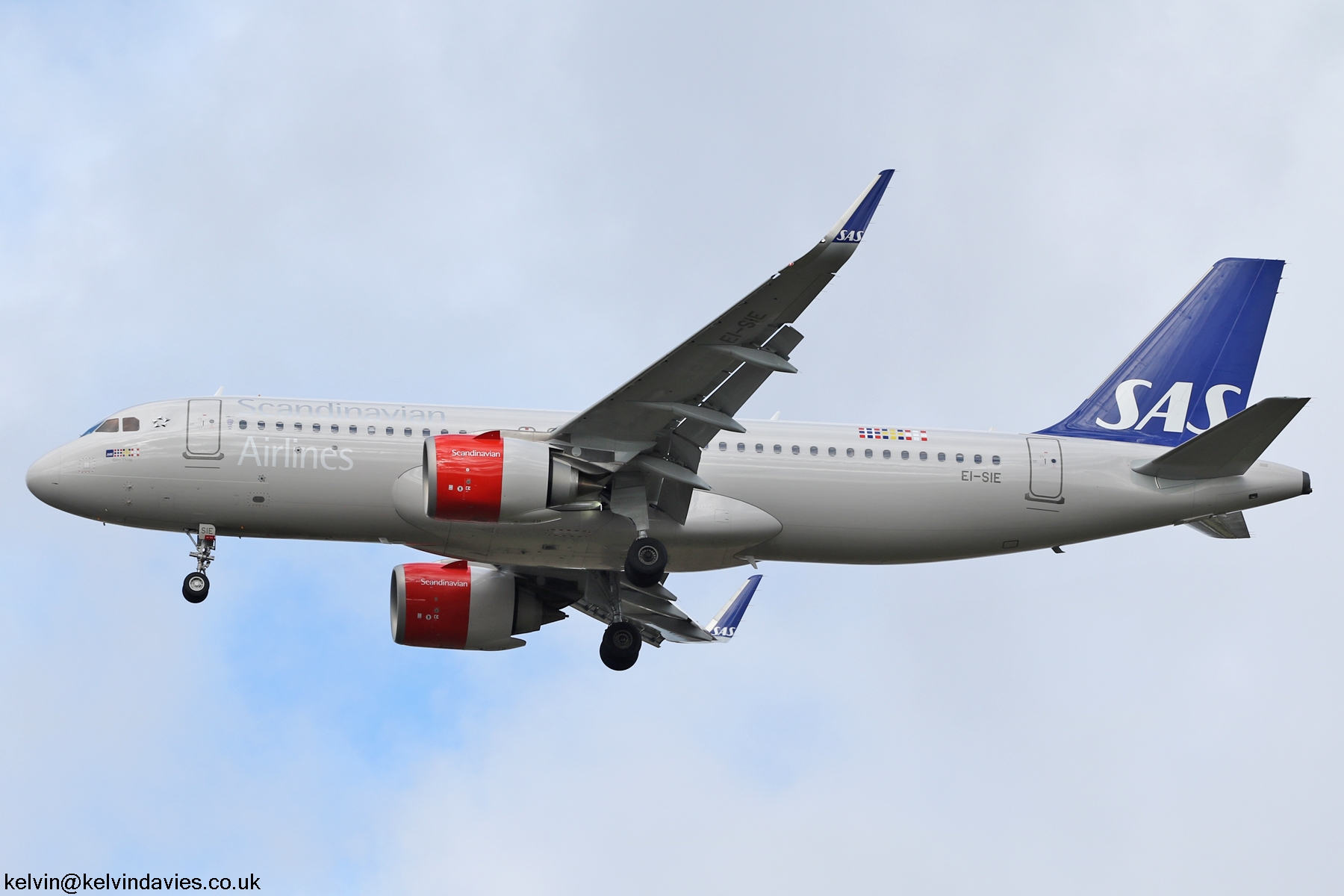 SAS A320 NEO EI-SIE