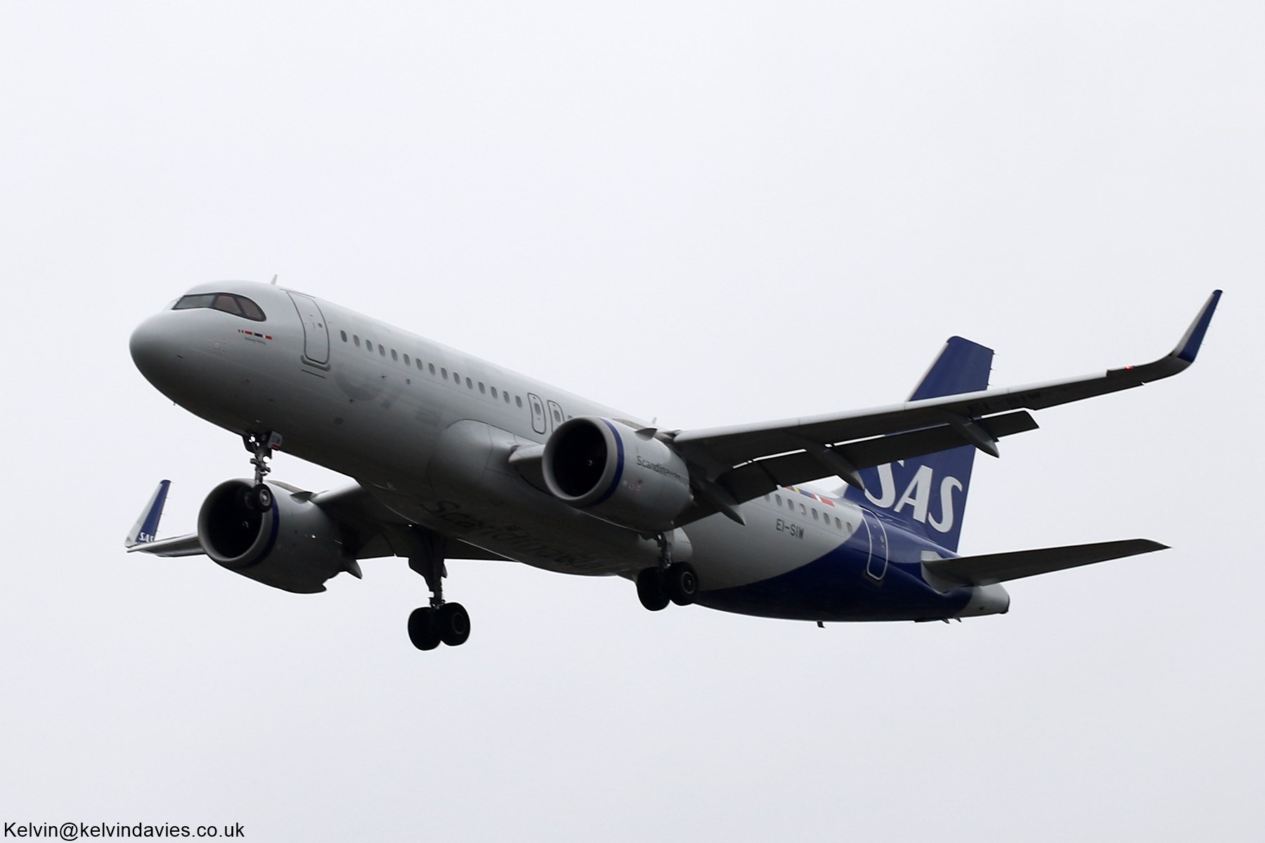 SAS A320 NEO EI-SIW