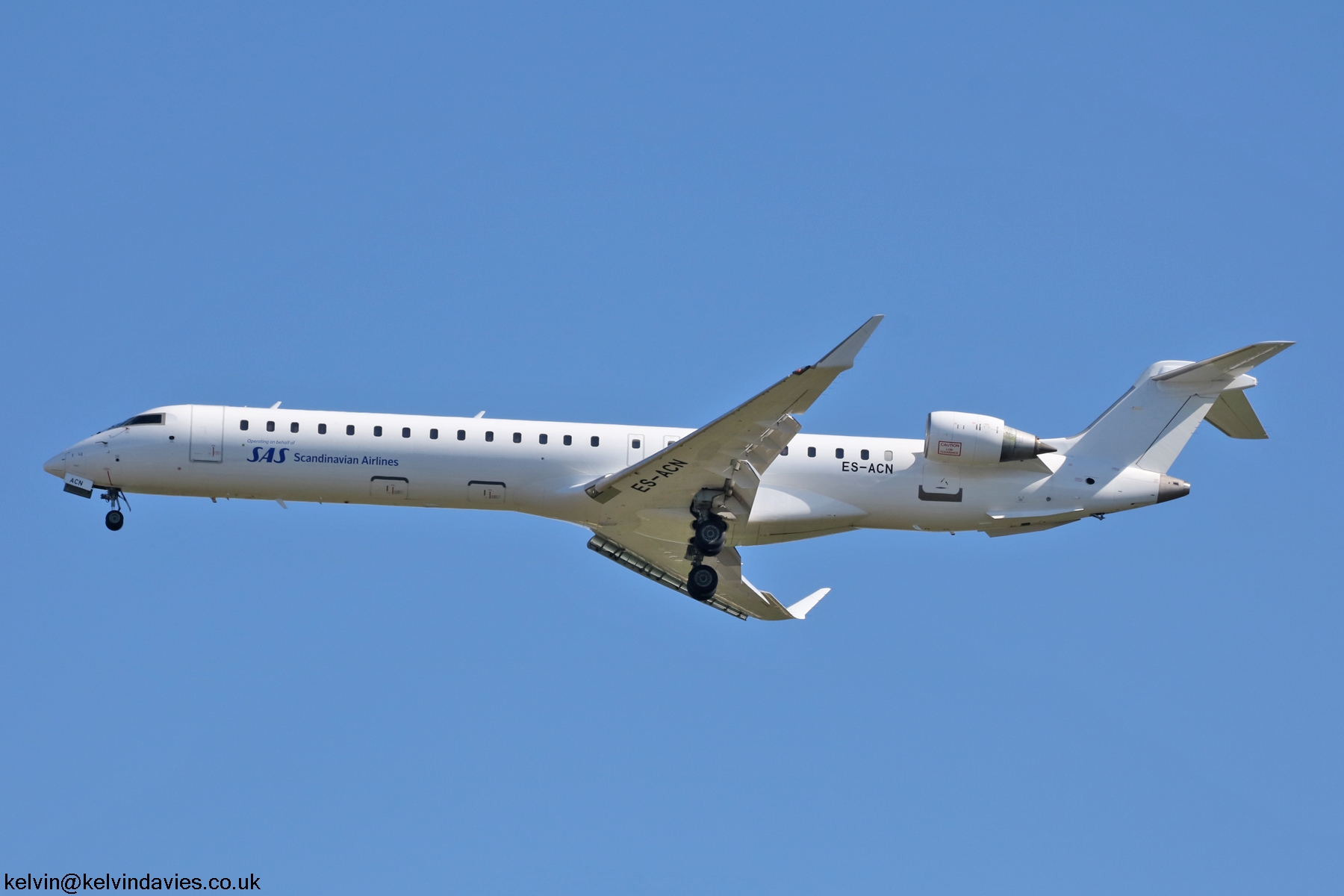 SAS CRJ900 ES-ACN