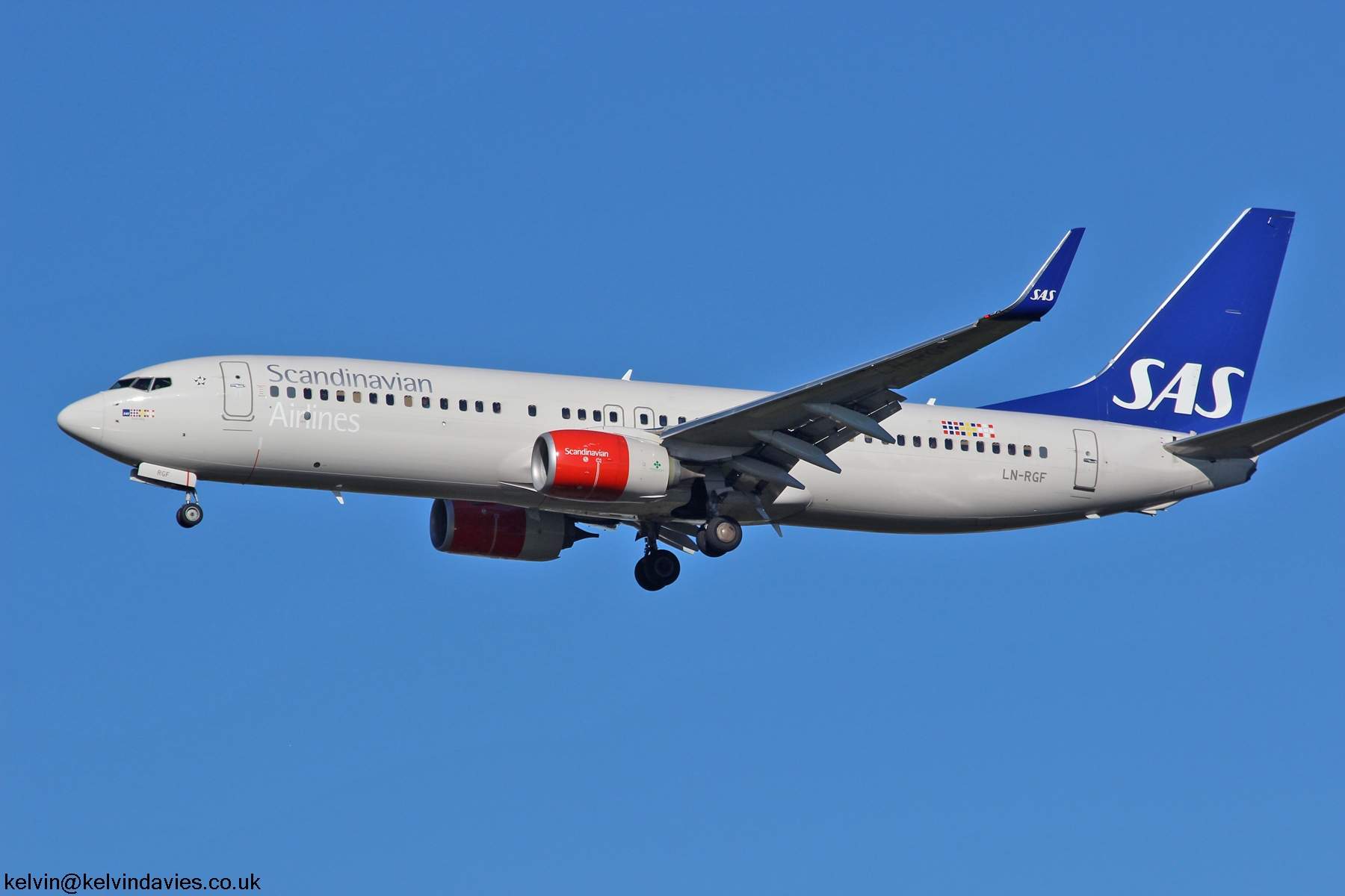 SAS 737 LN-RGF