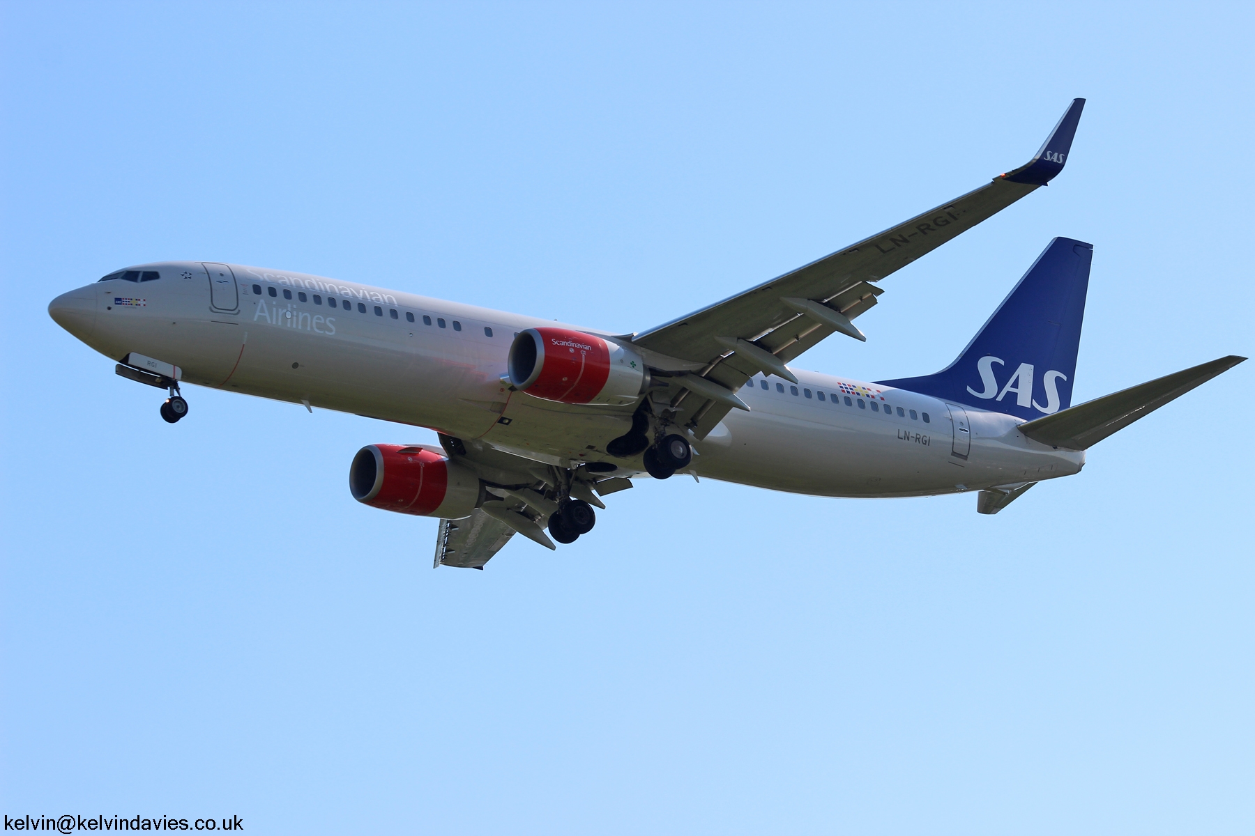 SAS 737 LN-RGI