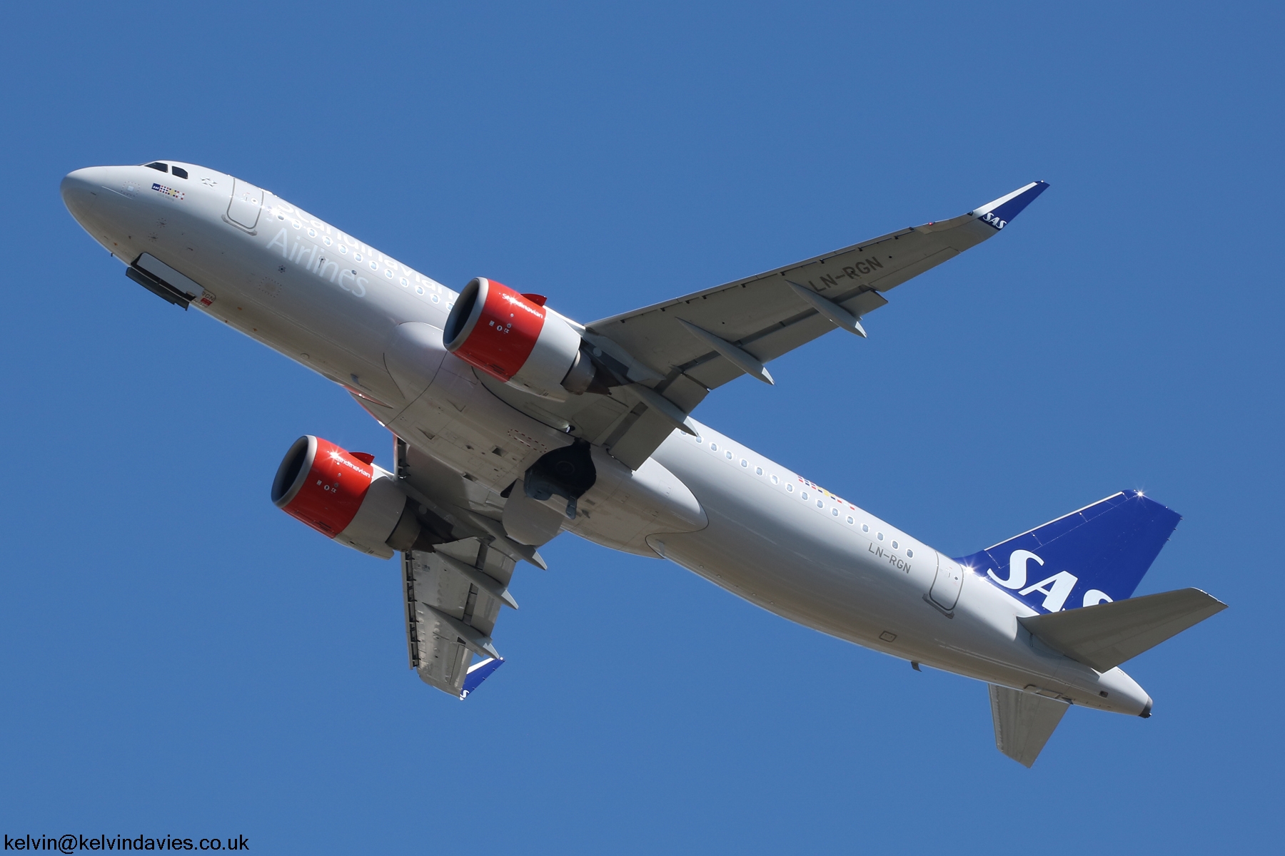 SAS A320 NEO LN-RGN
