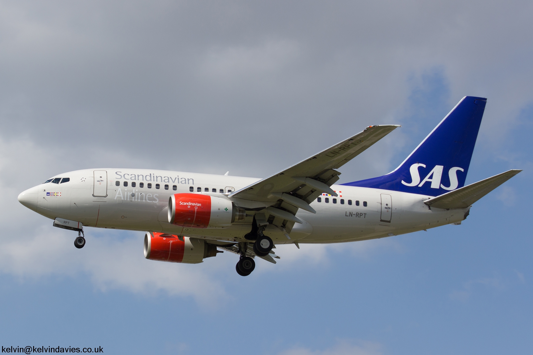 SAS B737 LN-RPT