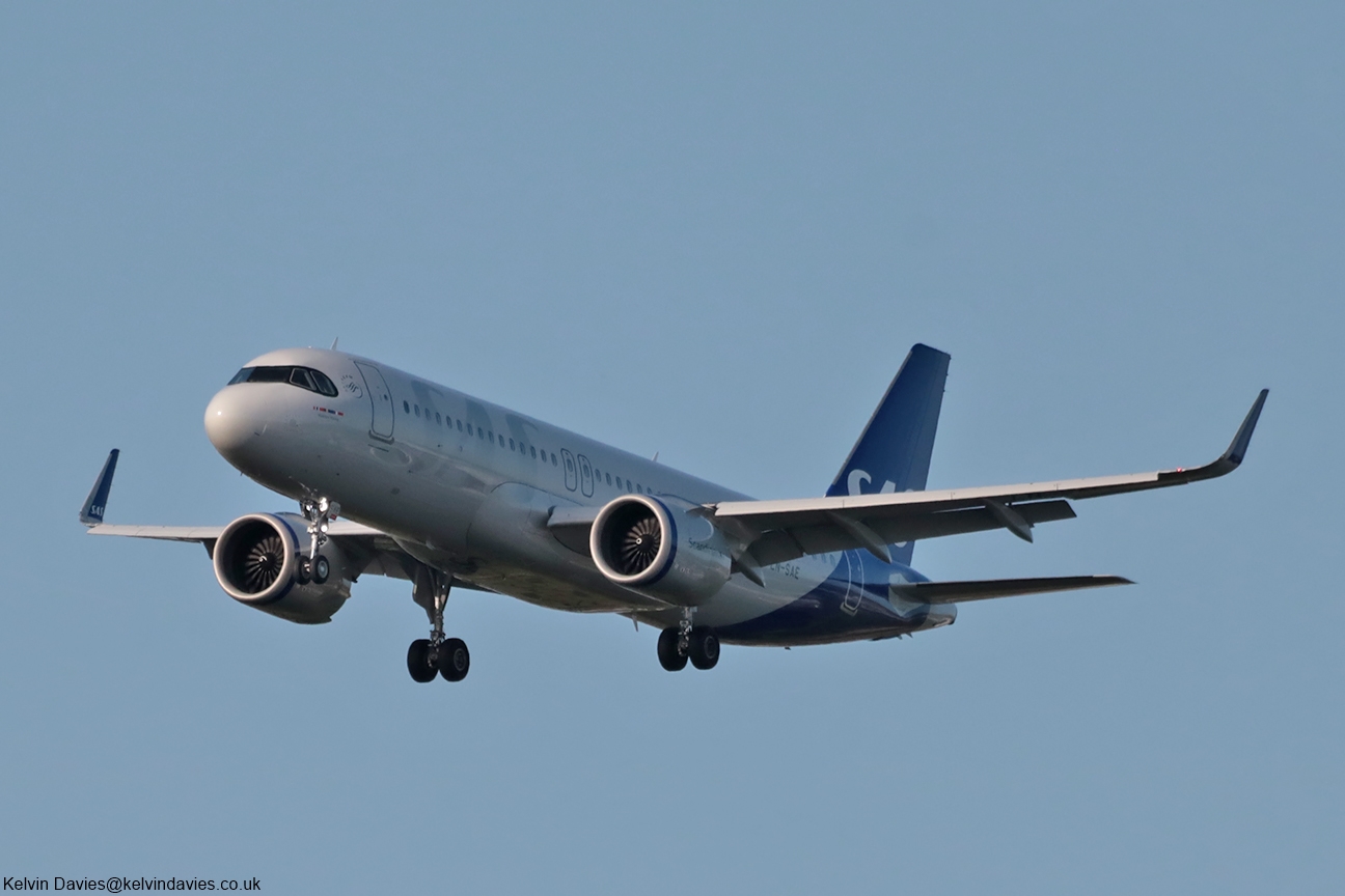 SAS A320NEO LN-SAE