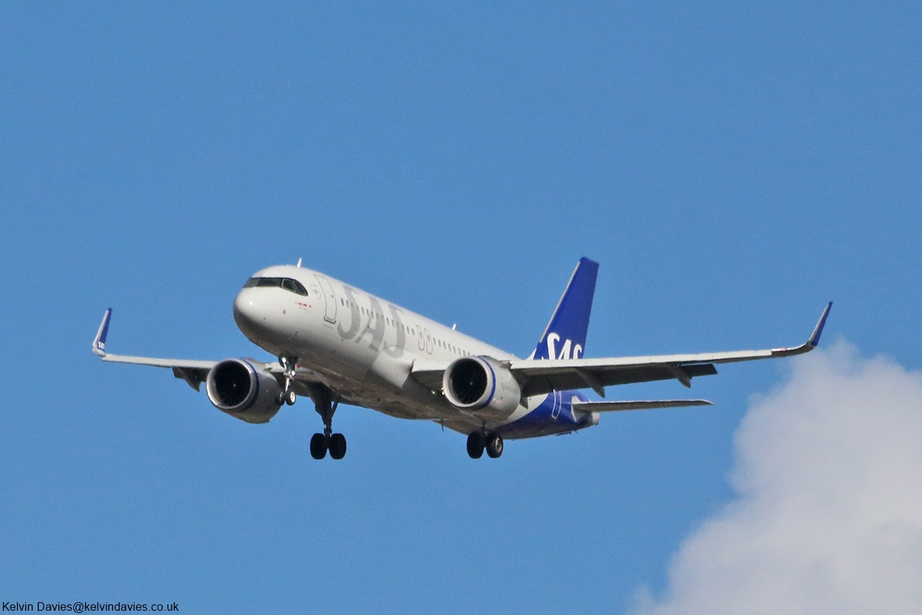 SAS A320NEO SE-RZA