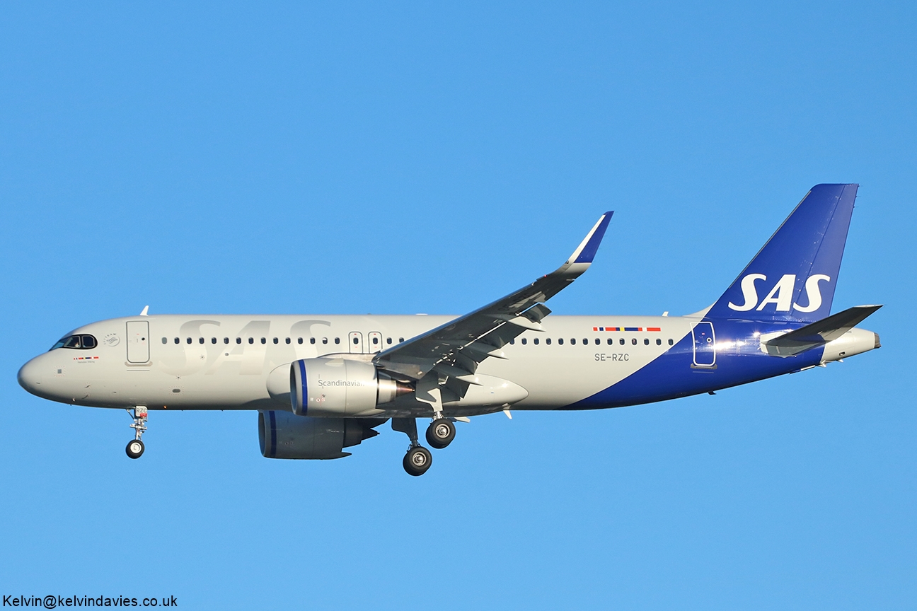 SAS A320 NEO SE-RZC