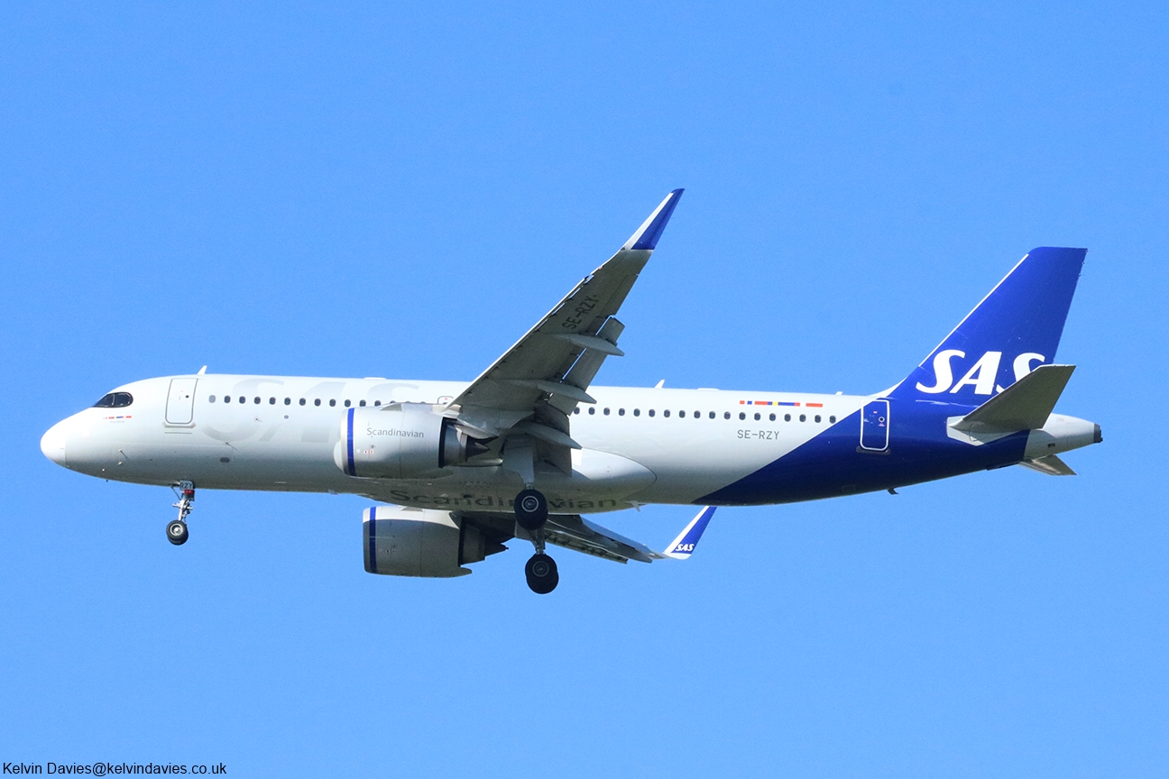 SAS A320NEO SE-RZY