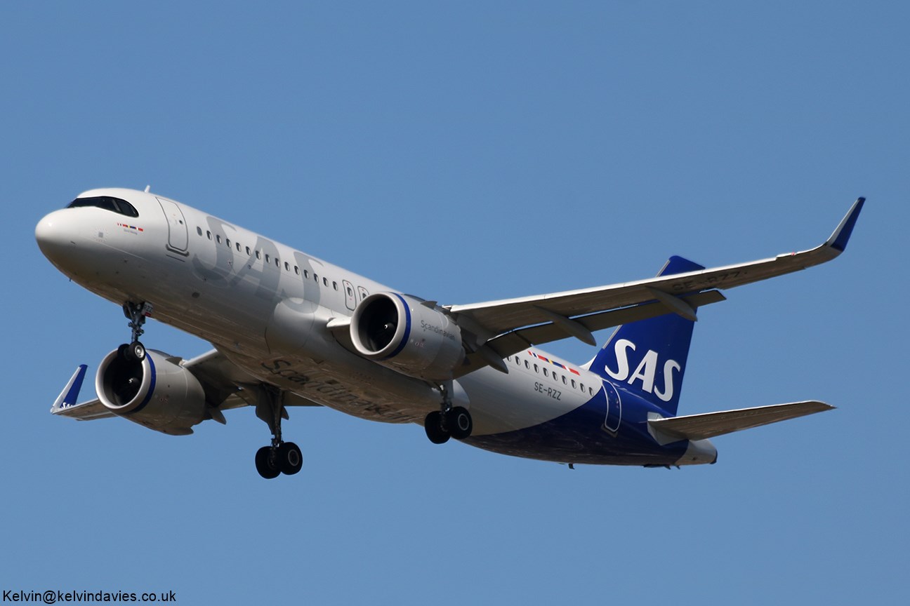 SAS A320NEO SE-RZZ