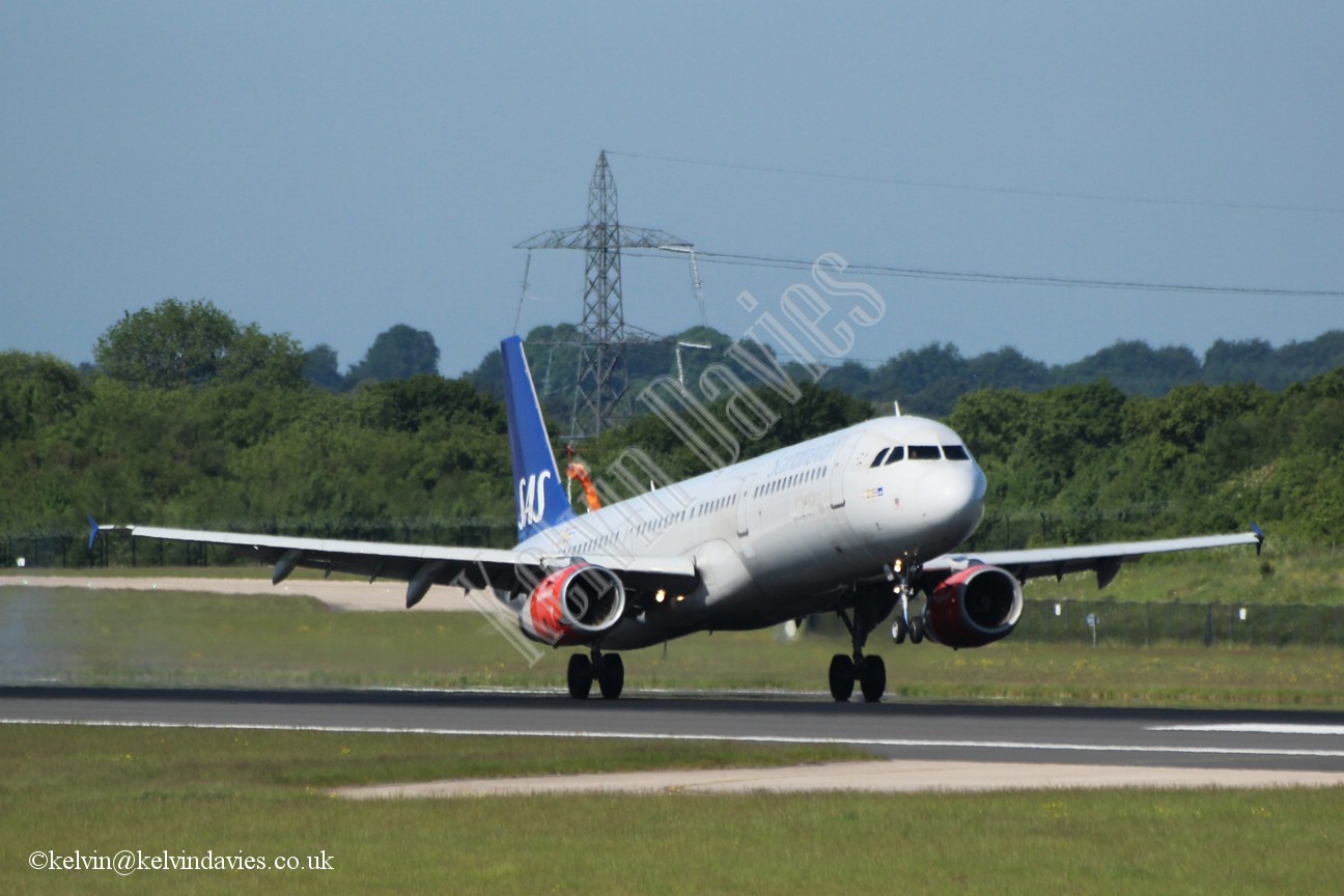 SAS A321 LN-RKI
