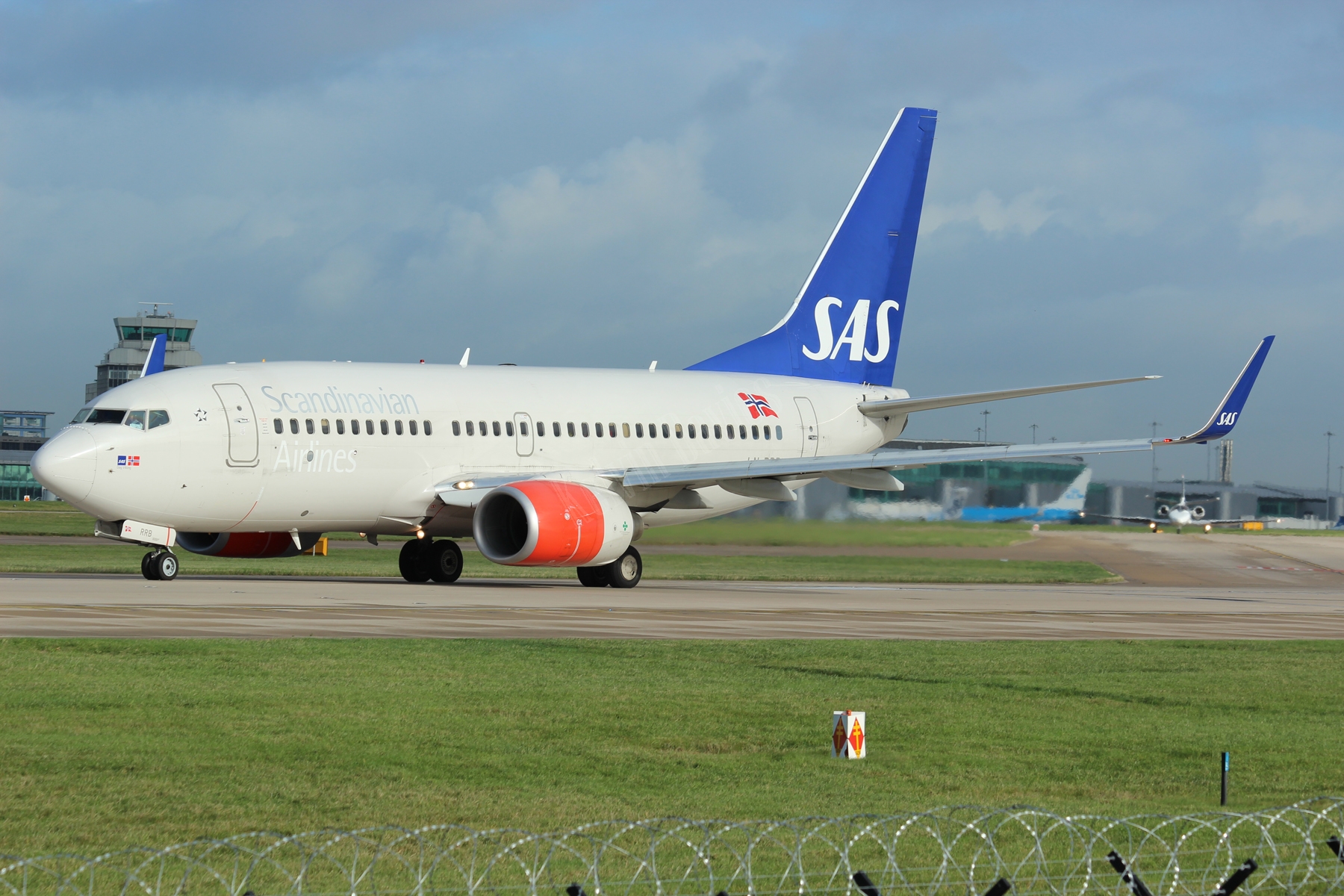 SAS B737 LN-RRB