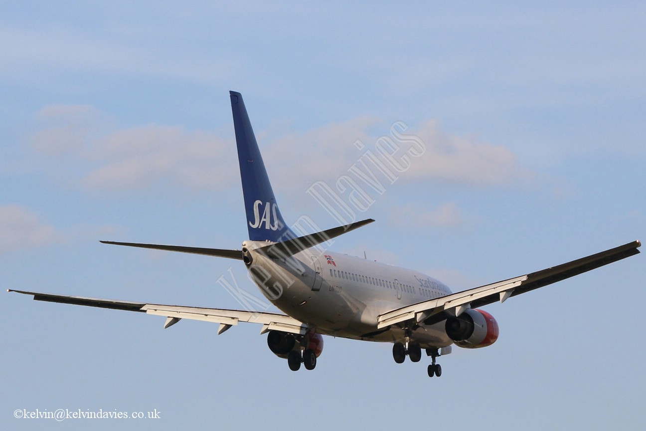 SAS B737 LN-TUD