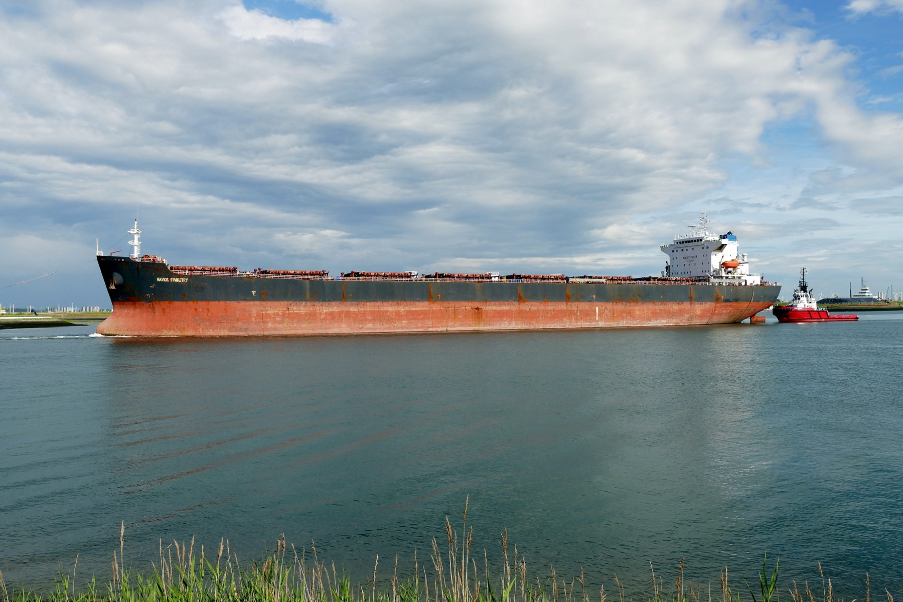 NAVIOS SYMMETRY