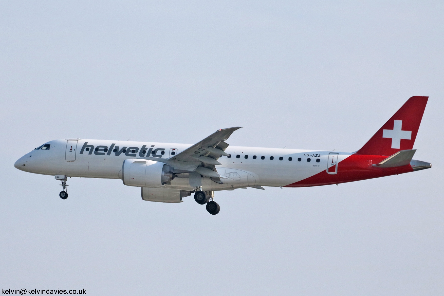Helvetic EMB-190 HB-AZA