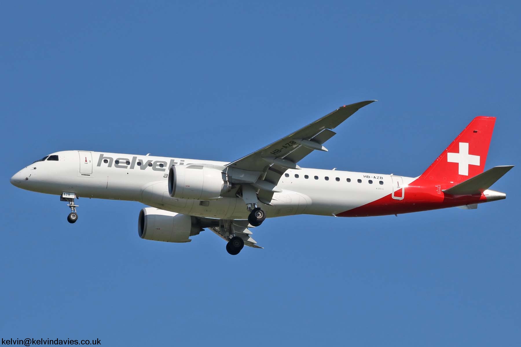 Helvetic Airways EMB-190 HB-AZB