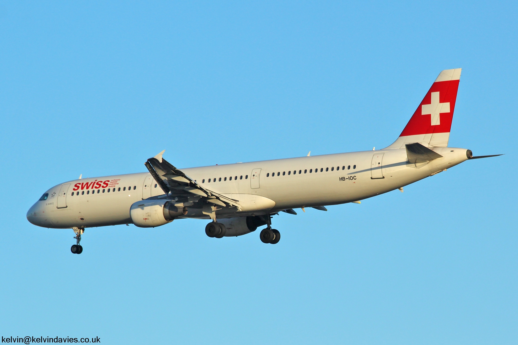 Swiss A321 HB-IOC