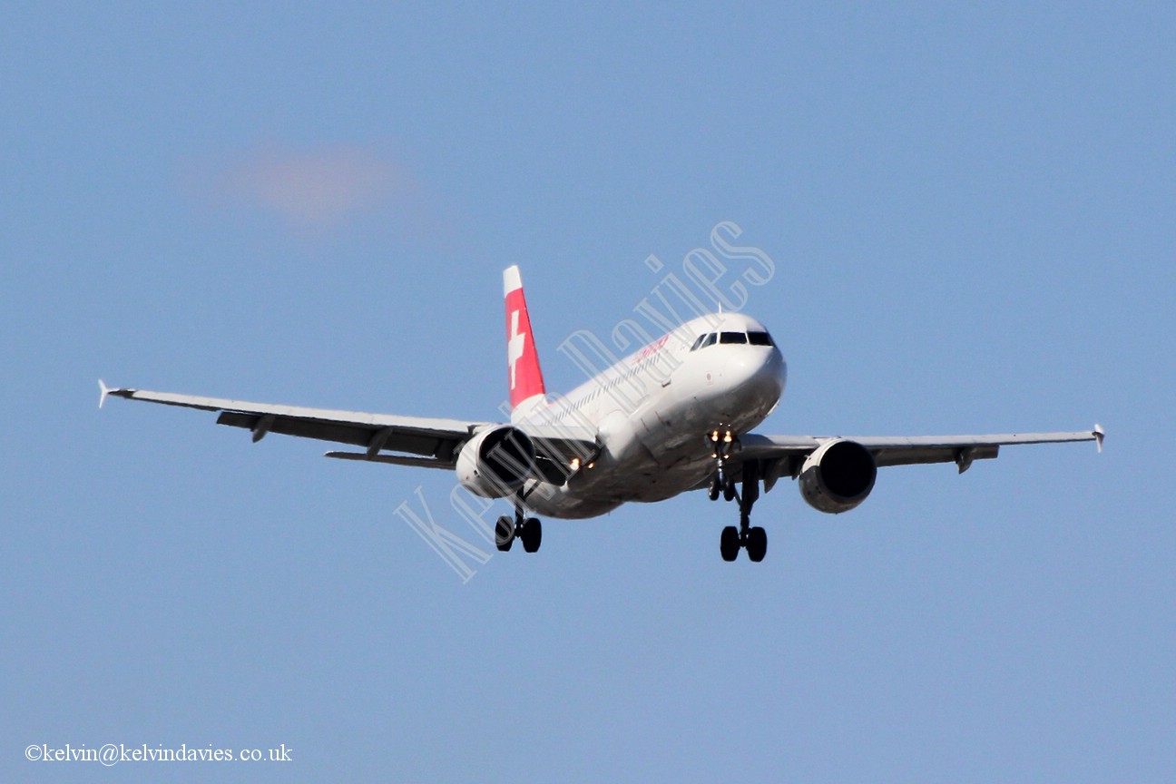 Swiss  A320 HB-IJI