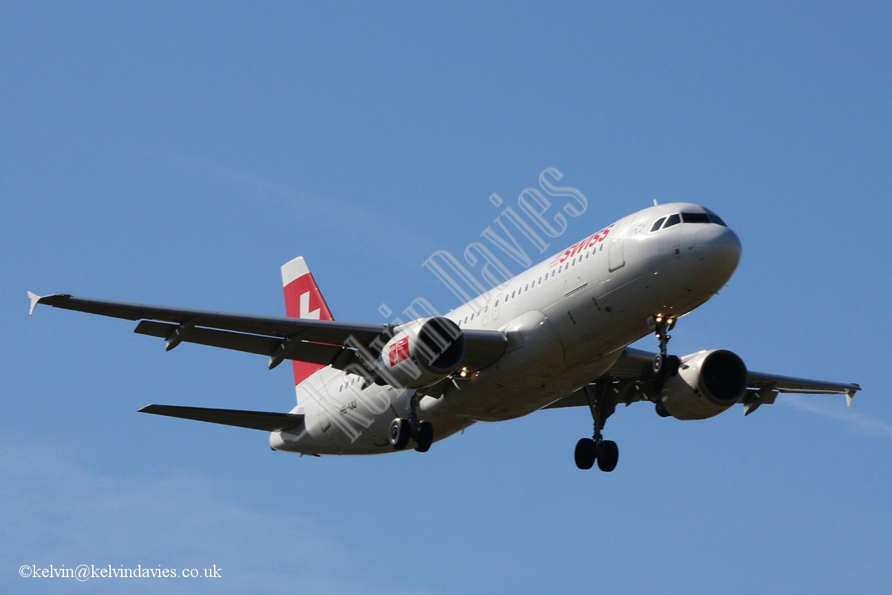 Swiss  A320 HB-IJU