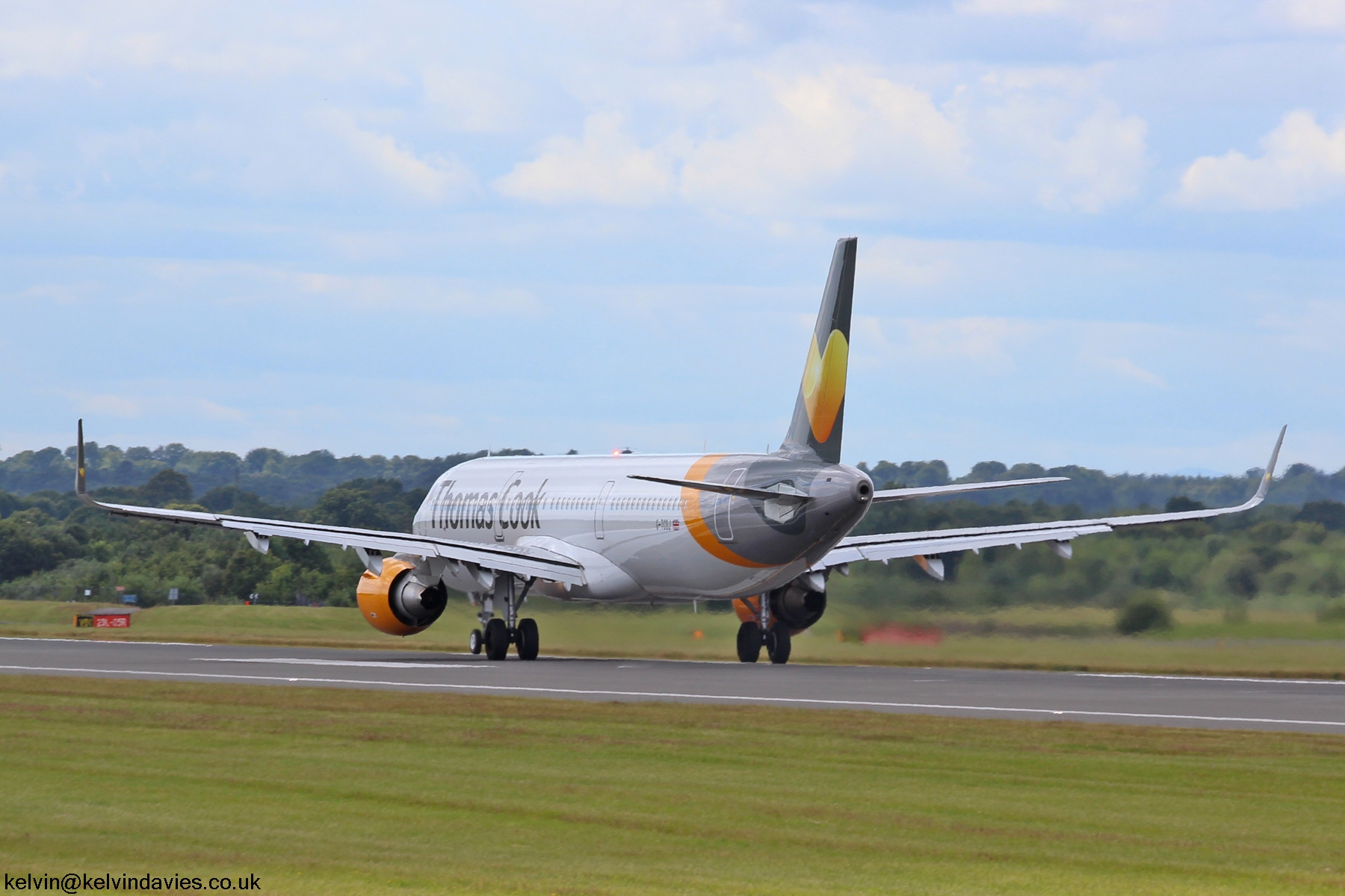 Thomas Cook A321 G-TCDJ