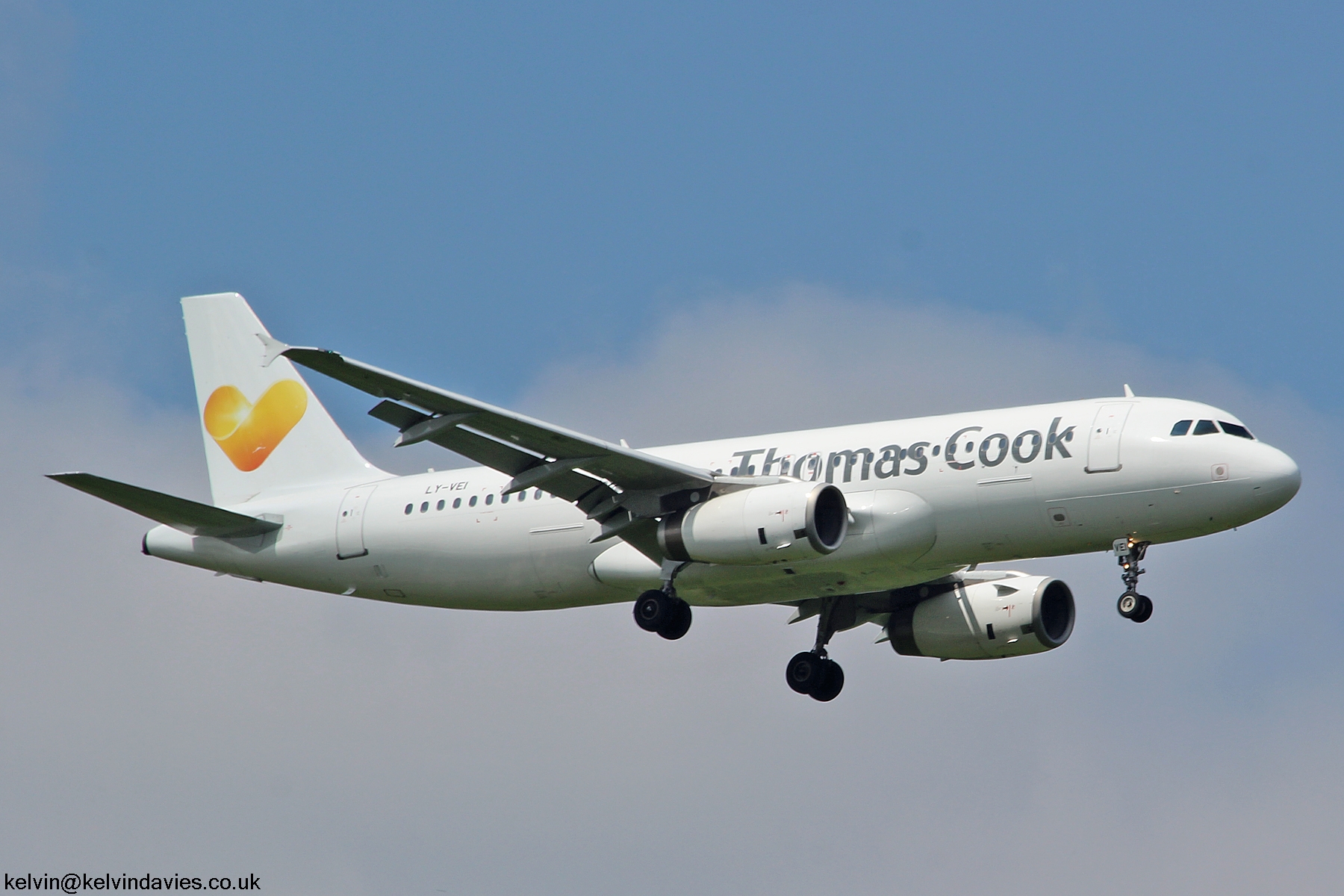 Thomas Cook A320 LY-VEI