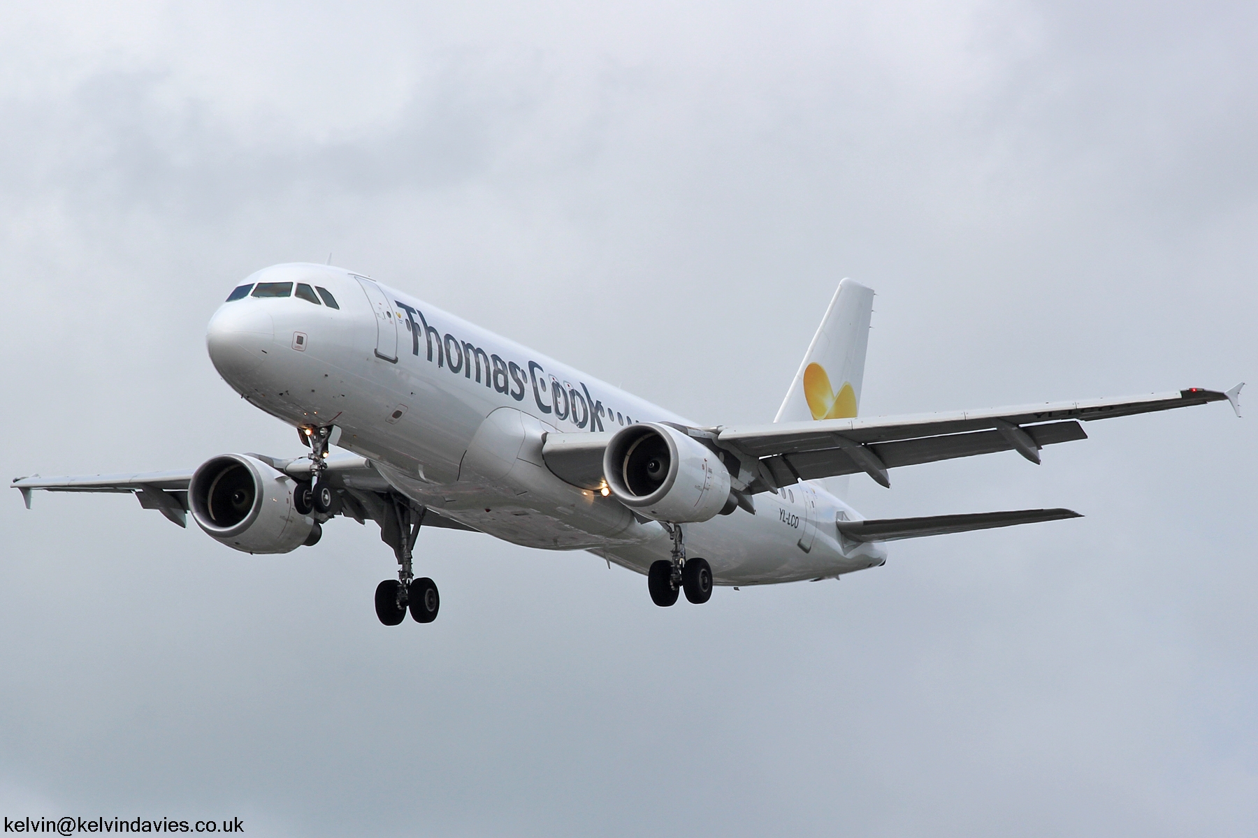 Thomas Cook A320 YL-LCO