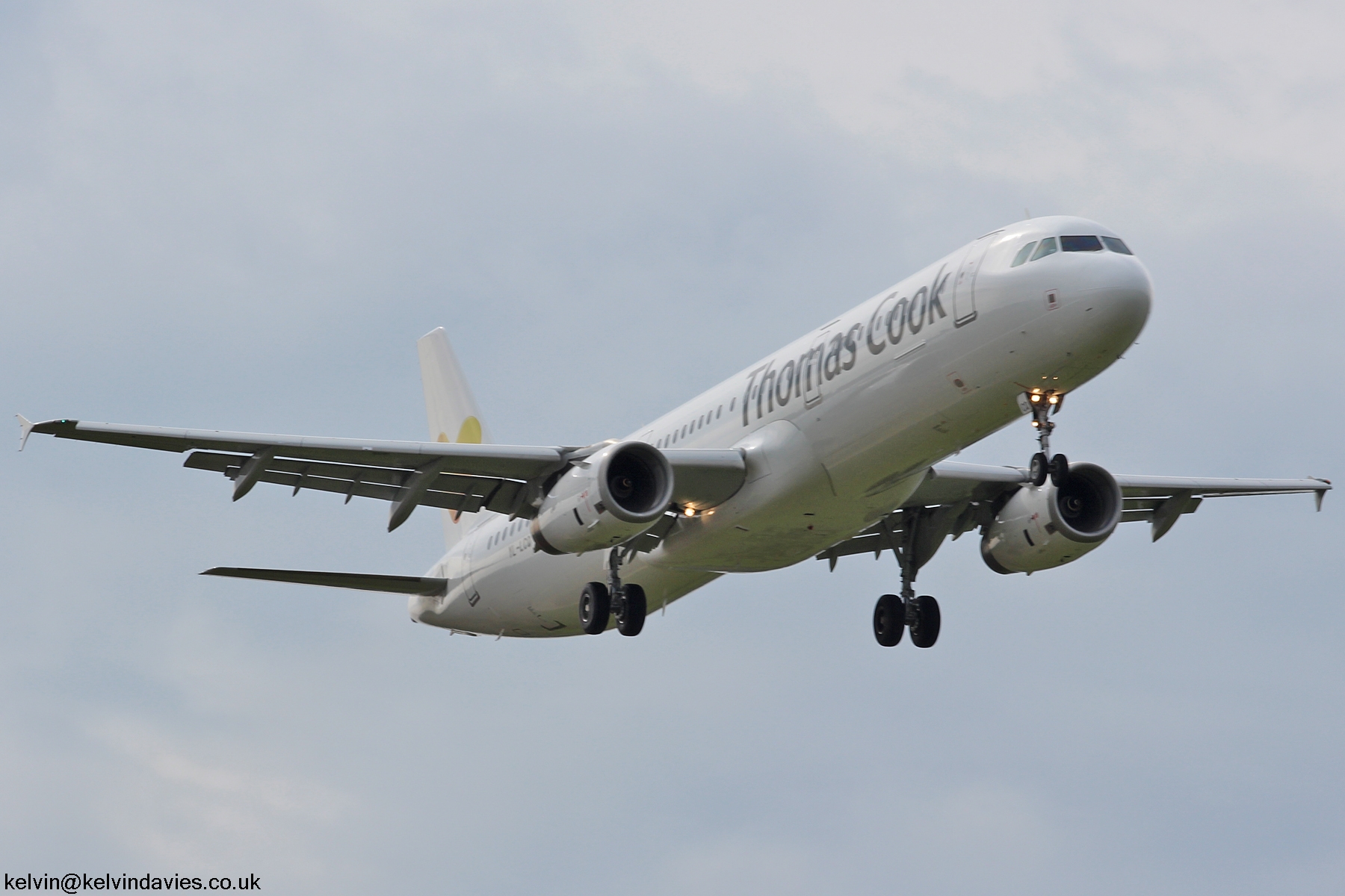 Thomas Cook A321 YL-LCQ