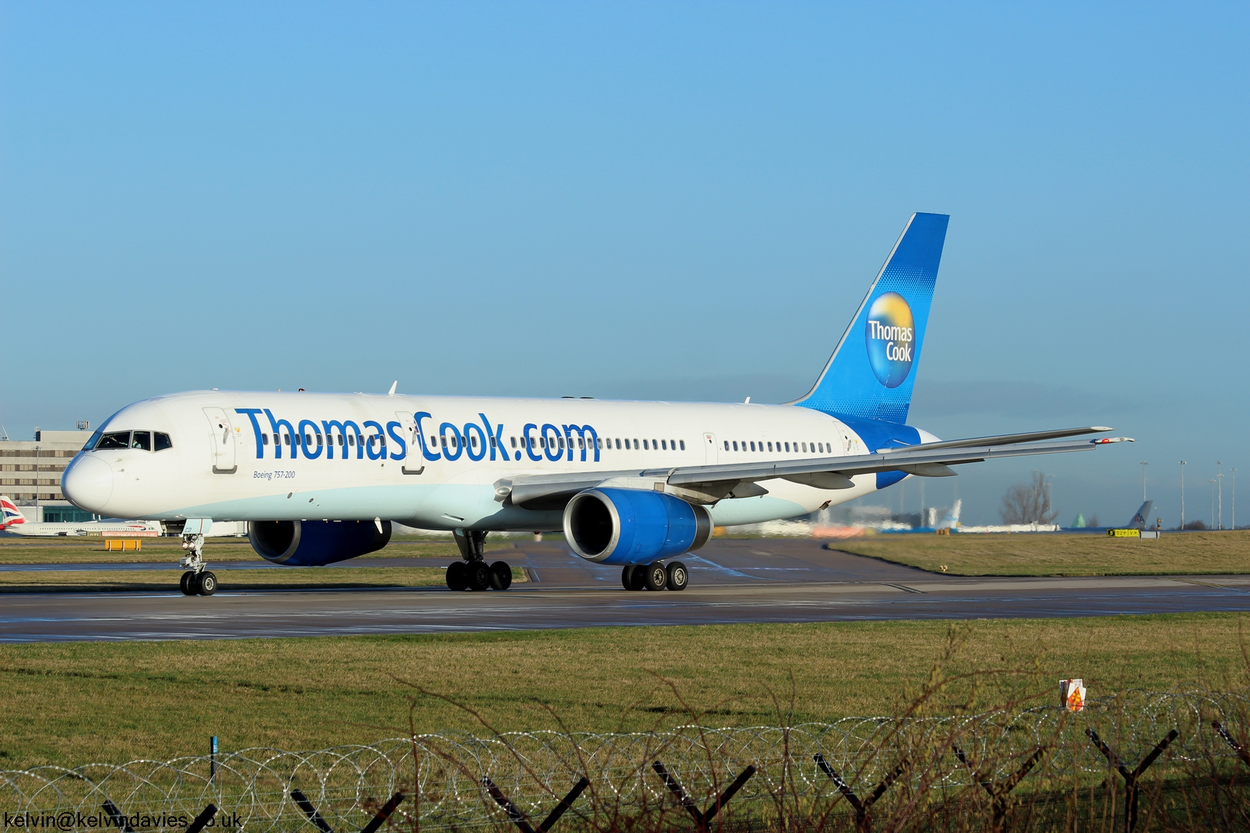 Thomas Cook Airlines 757 G-JMCD