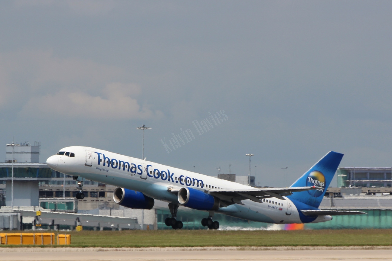 Thomas Cook B757 G-JMCG