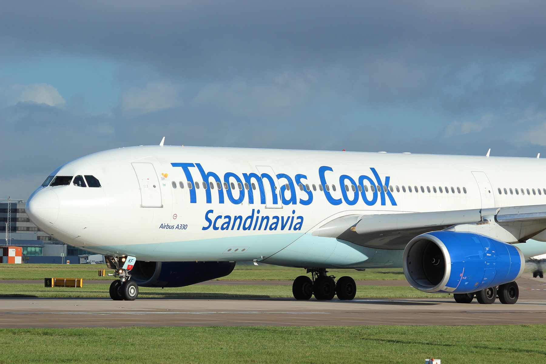 Thomas Cook A330 OY-VKF