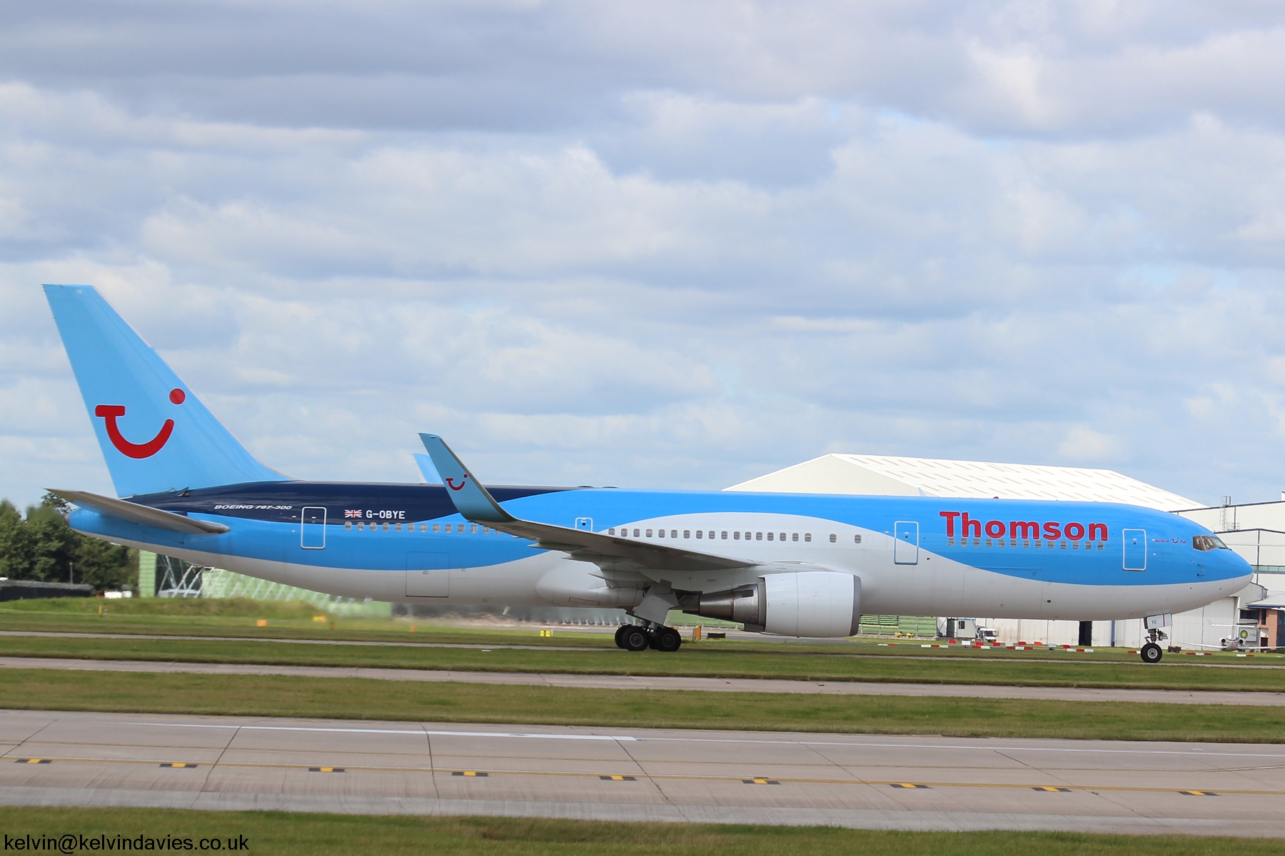 Thomson Airways 767 G-OBYE