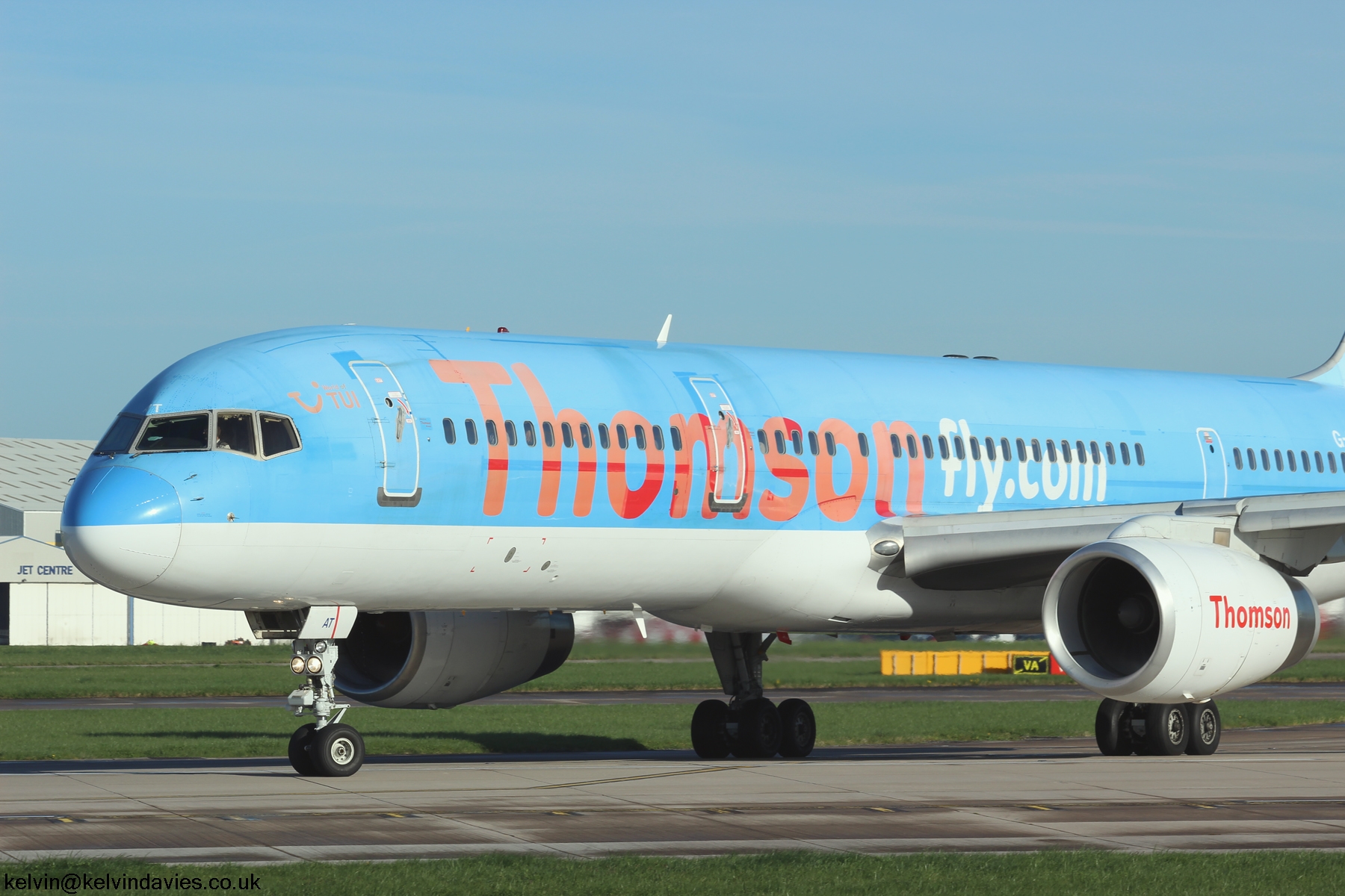 Thomson Airways 757 G-BYAT