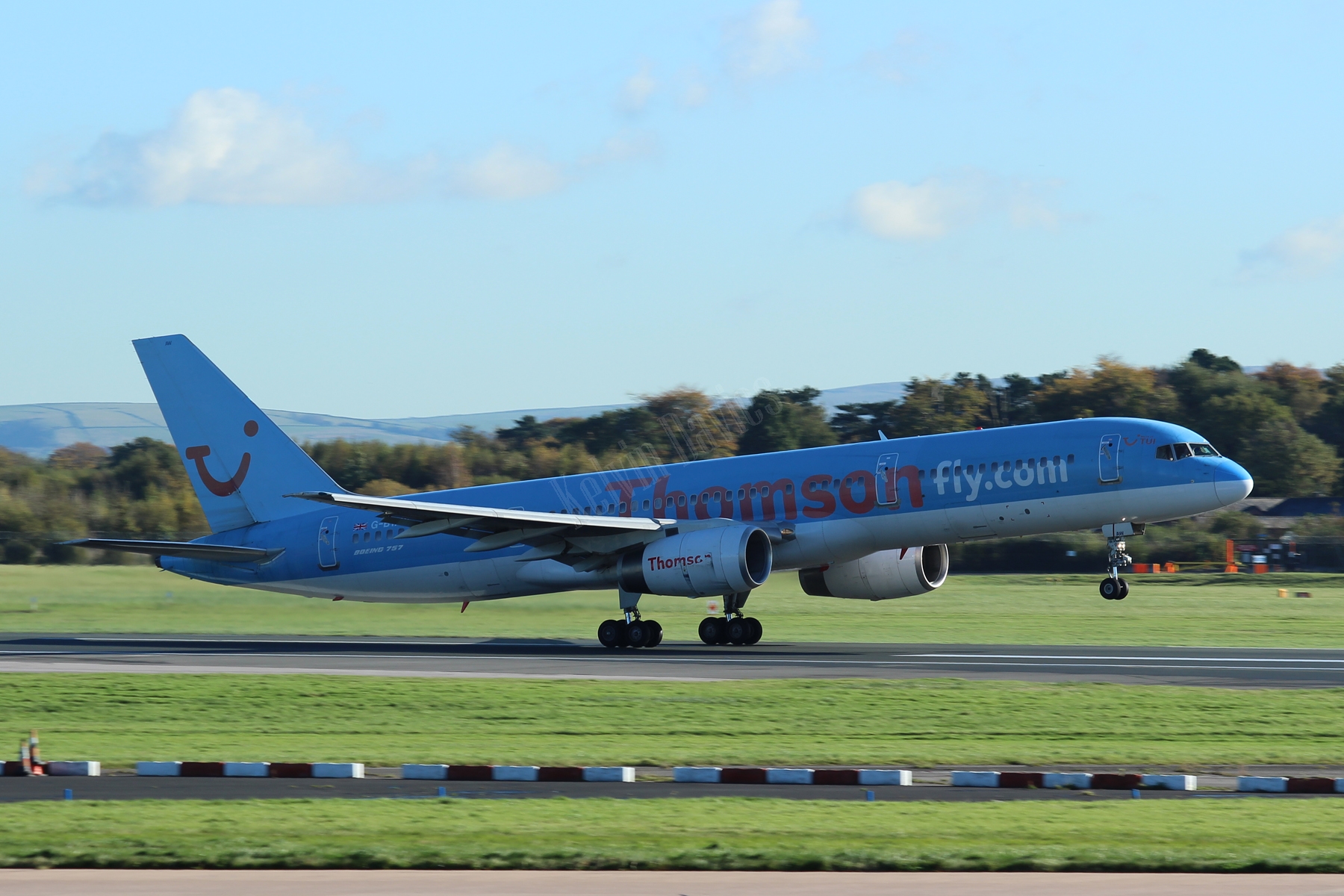 Thomson Airways 757 G-BYAW