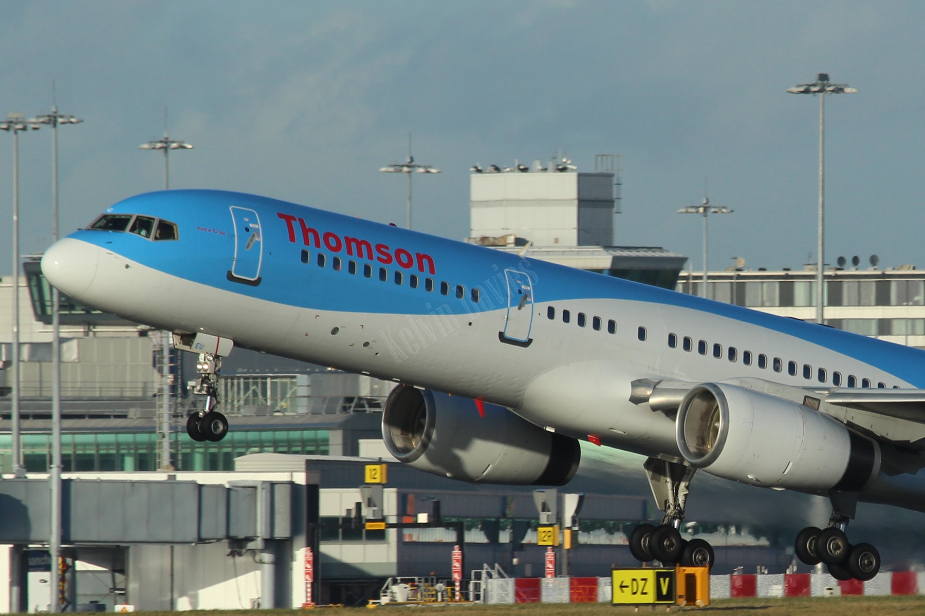 Thomson Airways 757 G-CPEU
