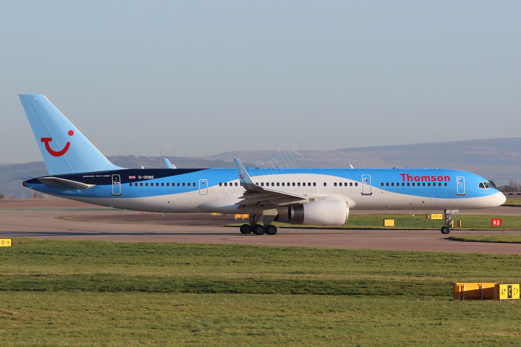 Thomson Airways 757 G-OOBE