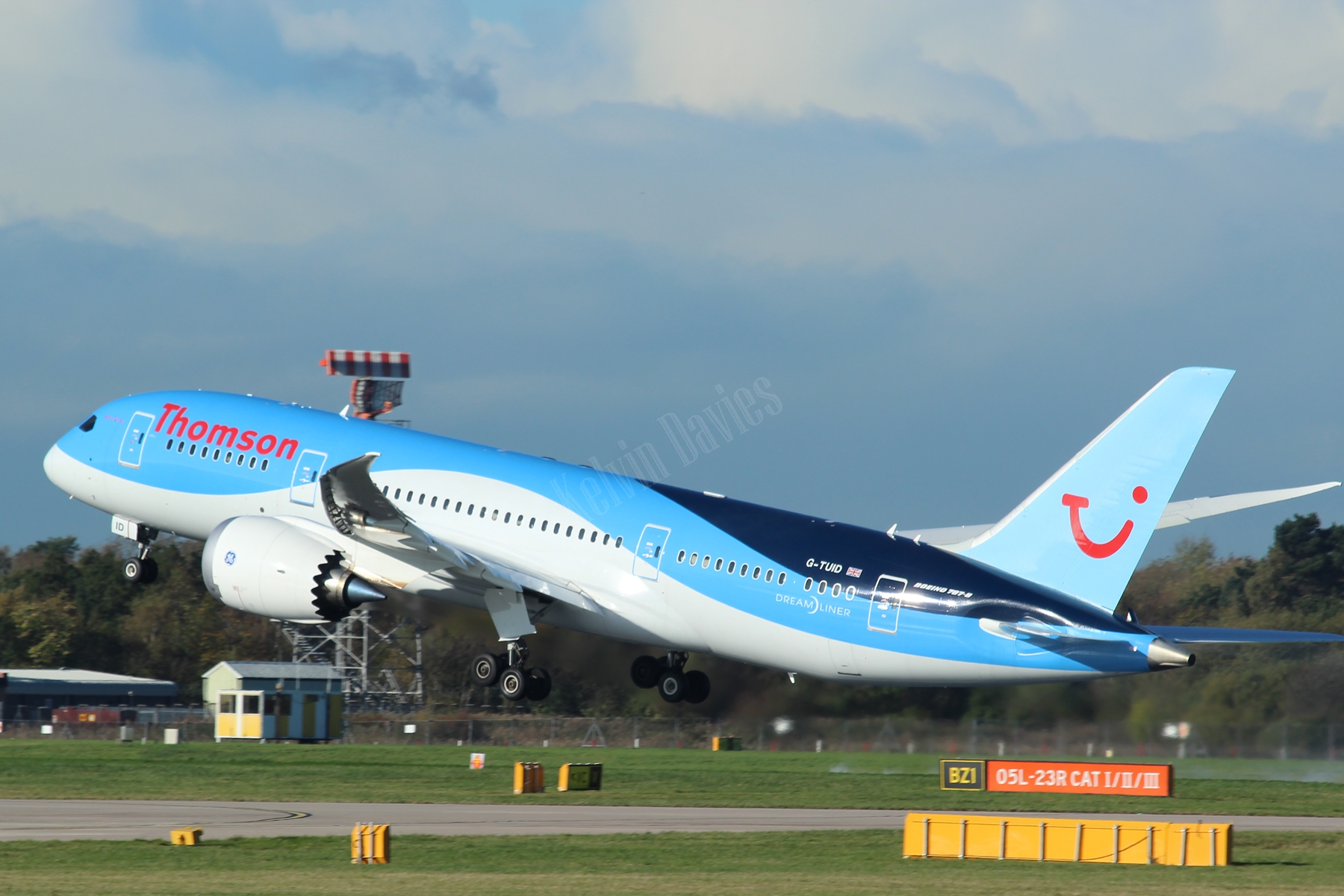 Thomson Airways 787 G-TUID
