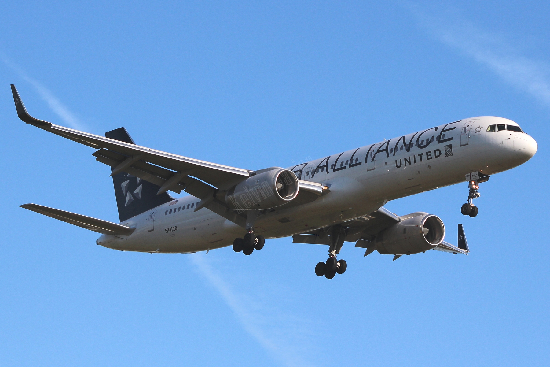 United Airlines 757 N14120
