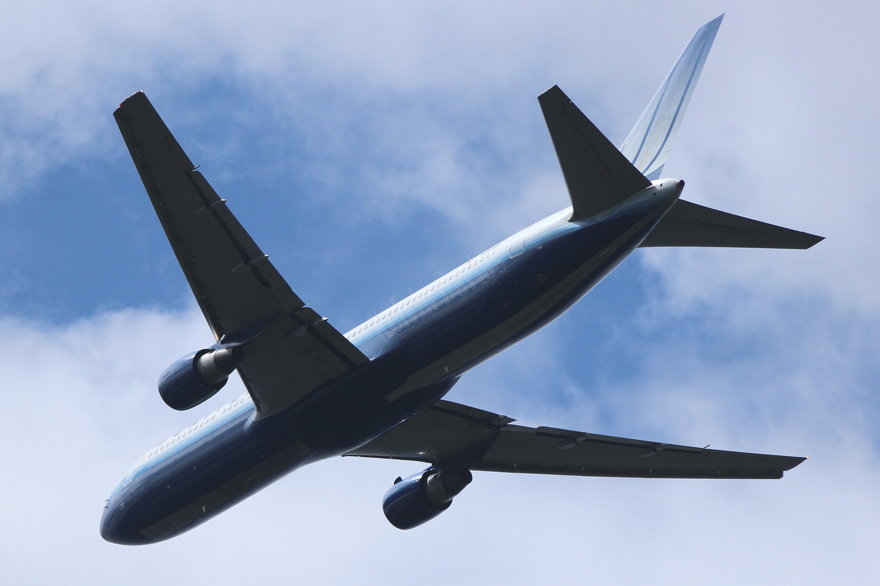 United Airlines 767 N648UA