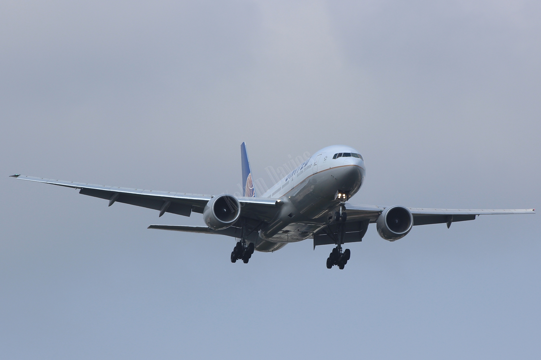 United Airlines 777 N774UA