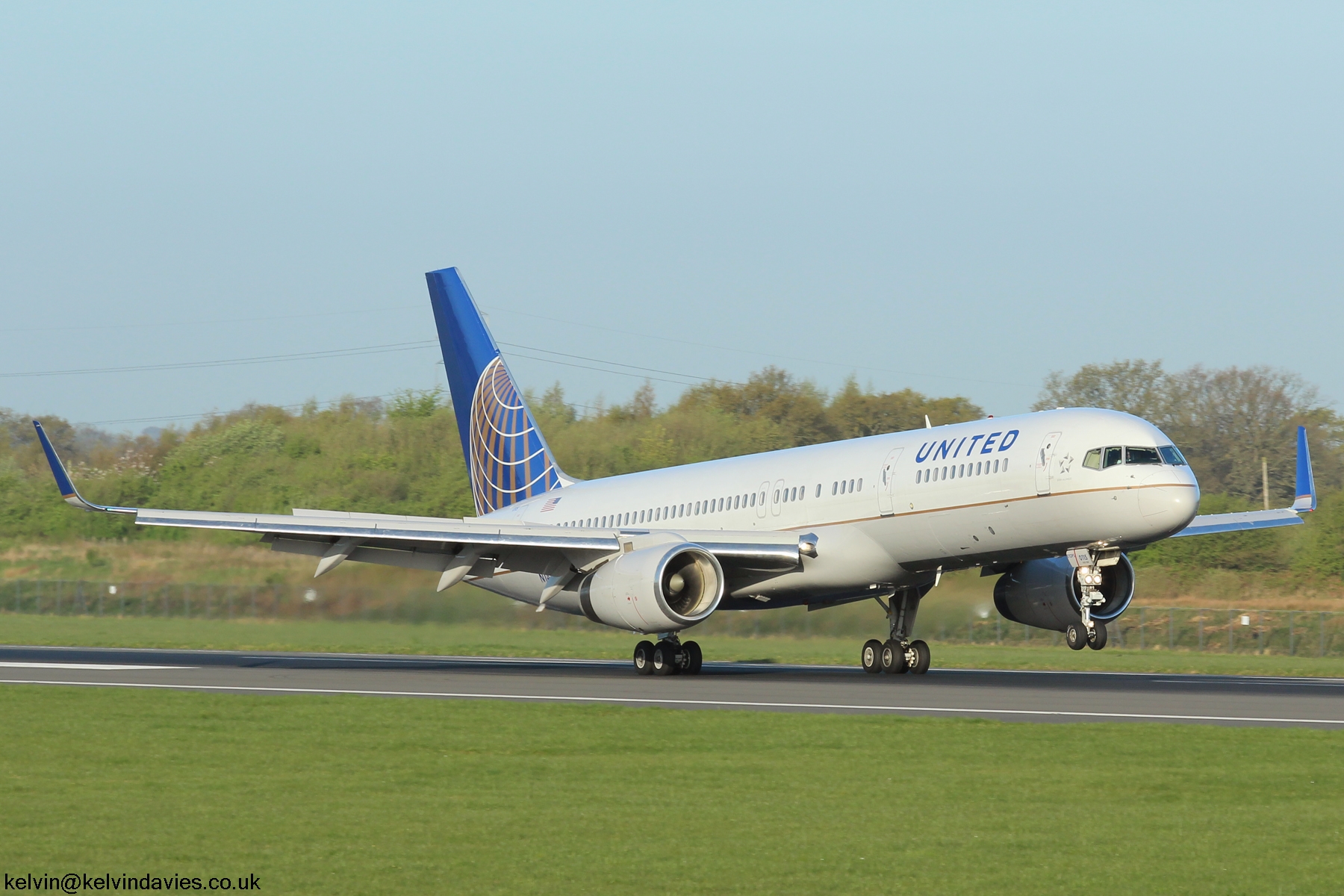 United Airlines 757 N14115