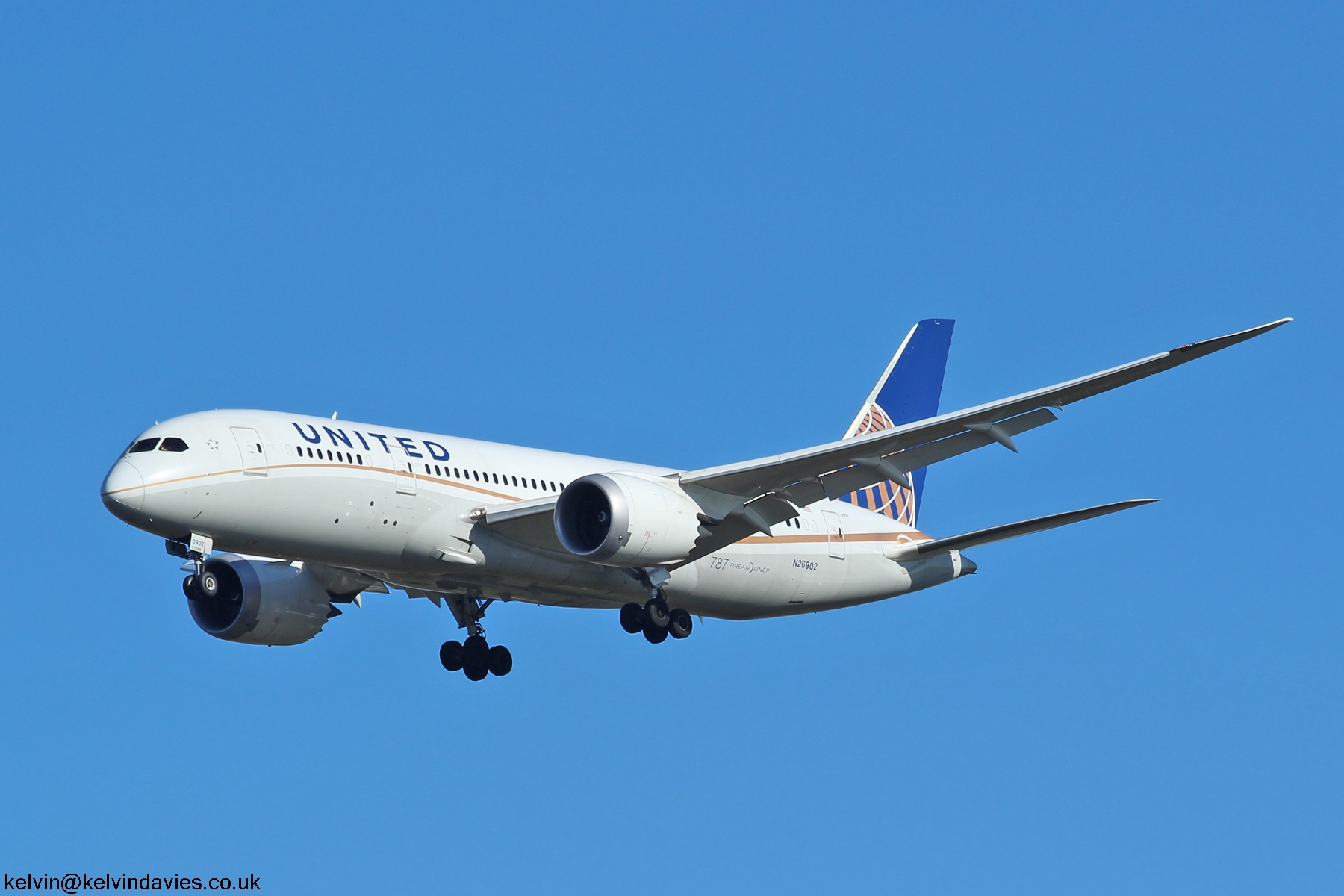 United Airlines 787 N26902