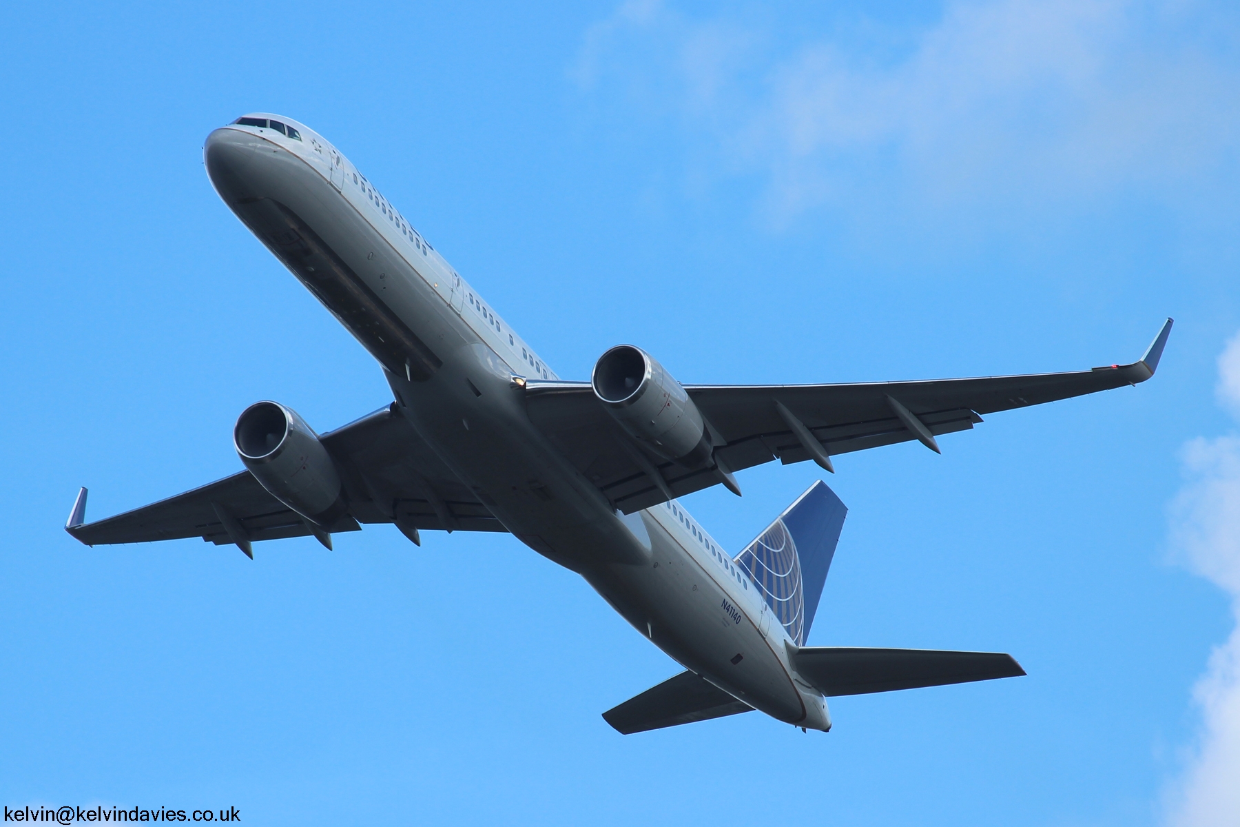United Airlines 757 N41140