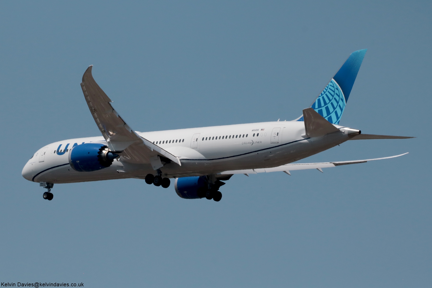 United Airlines 787 N51104