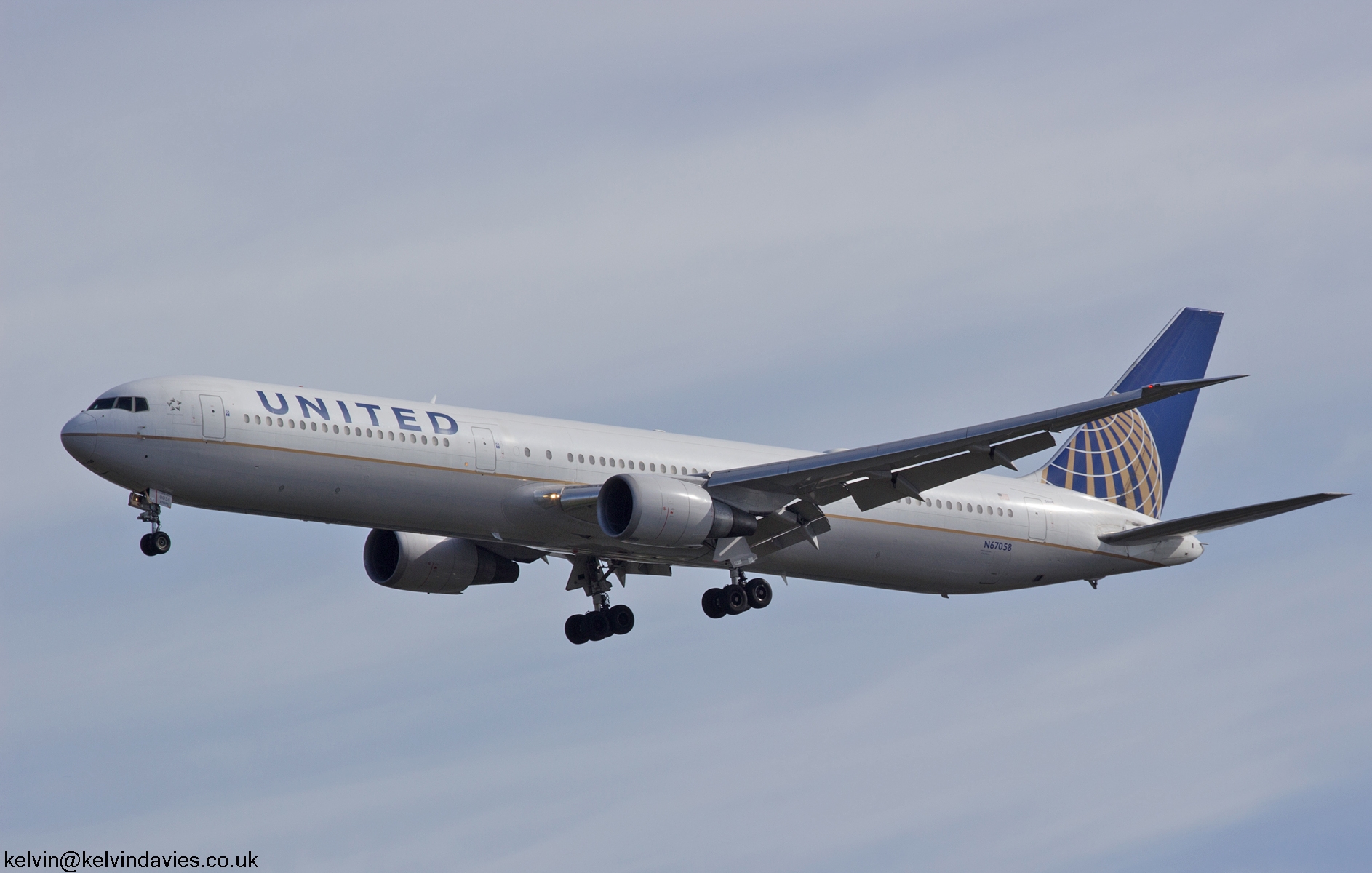 United Airlines 767 N67058